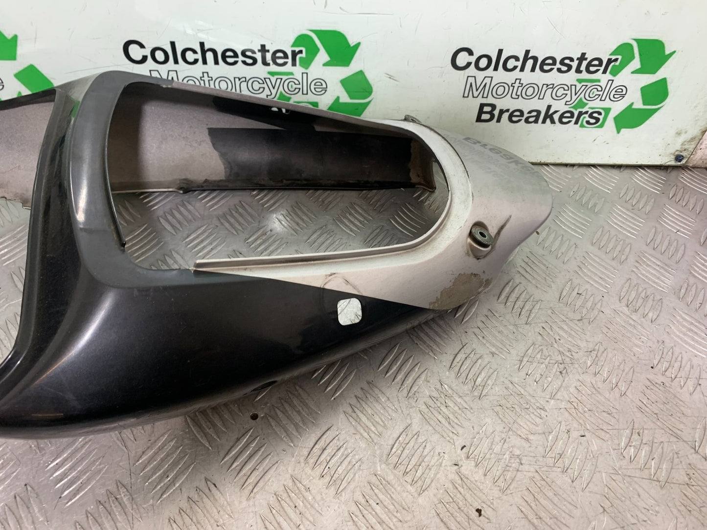 KAWASAKI ZX6R ZX6 J TAIL PIECE SEAT UNIT   YEAR 2000 (CMB1312)