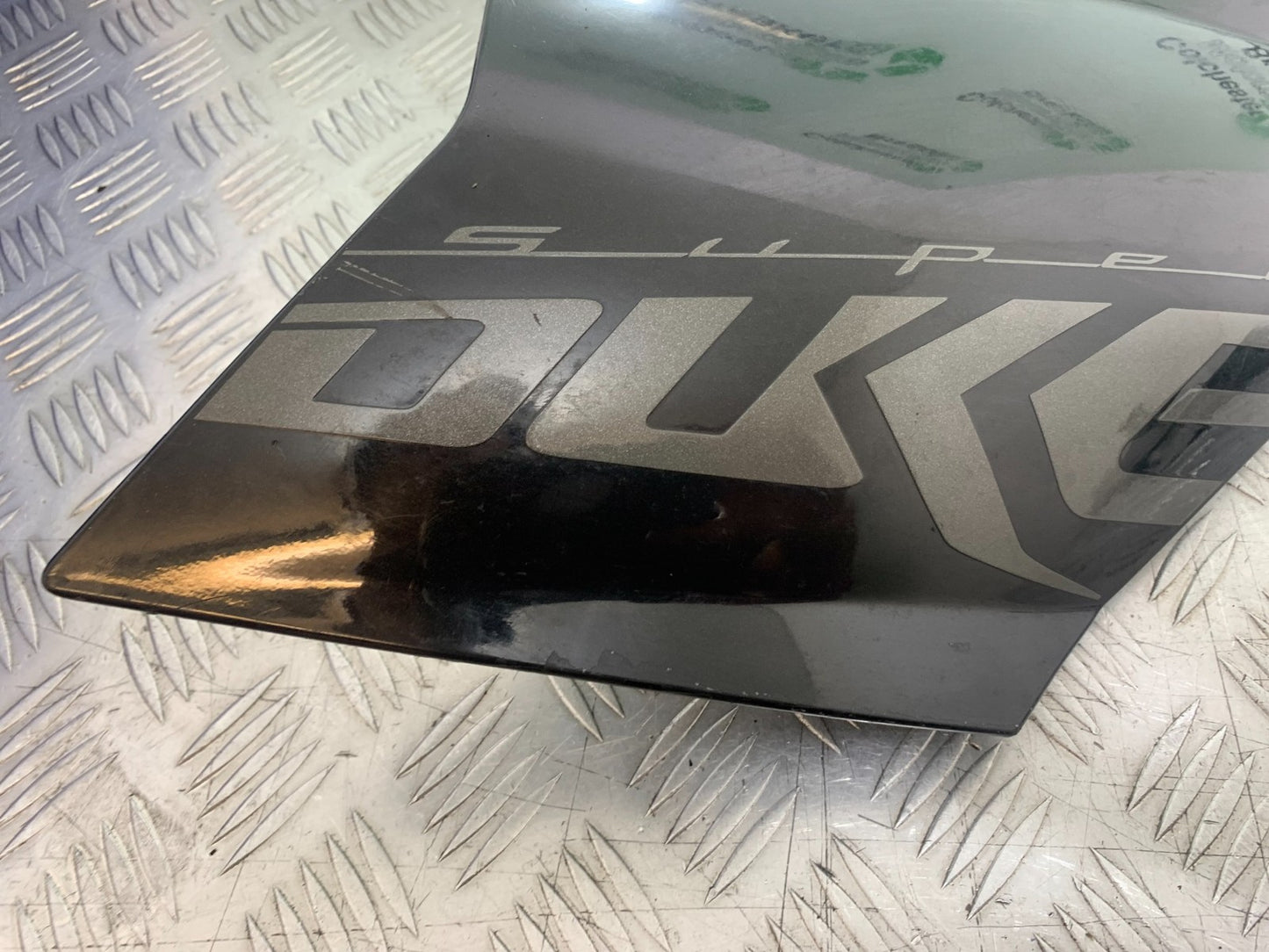 KTM 990 SUPER DUKE LEFT TANK PANEL YEAR 2007-2011  (CMB1207)