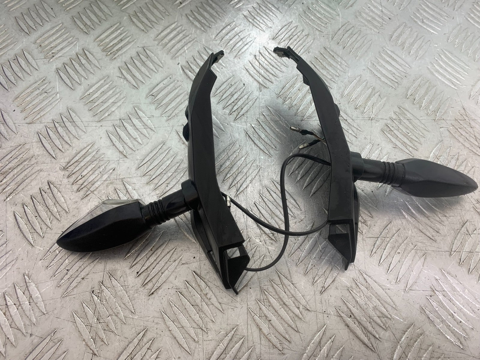 BENELLI BN125 BN 125 FRONT INDICATORS AND INFILLS  YEAR 2018-2021 (CMB1245)