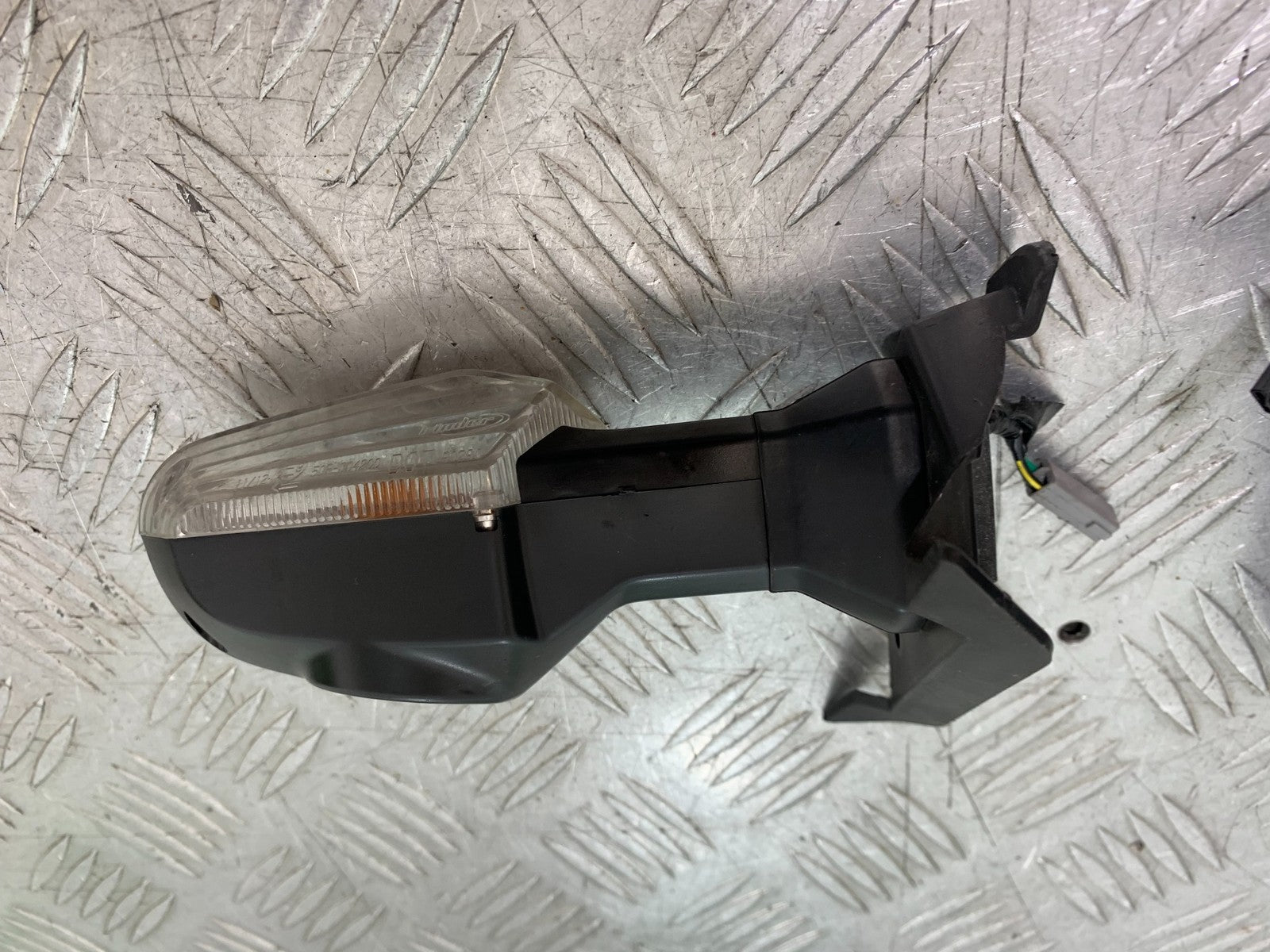 KAWASAKI ER6 N FRONT INDICATORS  YEAR 2012-2017 (CMB1324)
