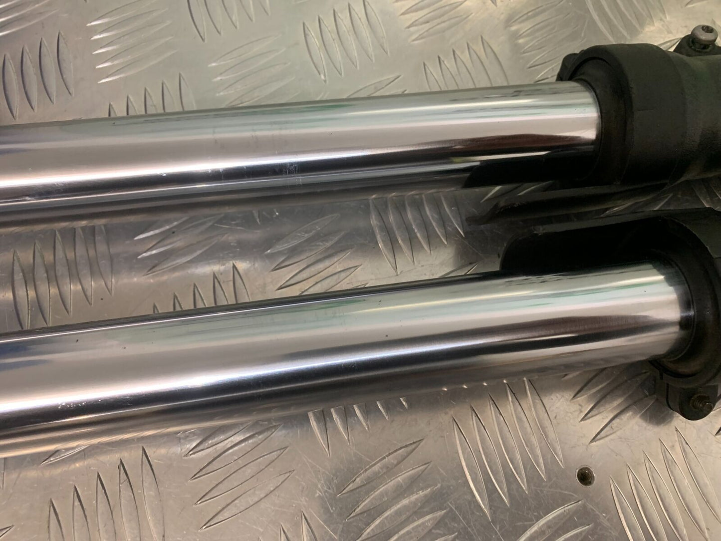 TRIUMPH 1050 SPRINT FORKS YEAR 2004-2007 (STOCK 956)
