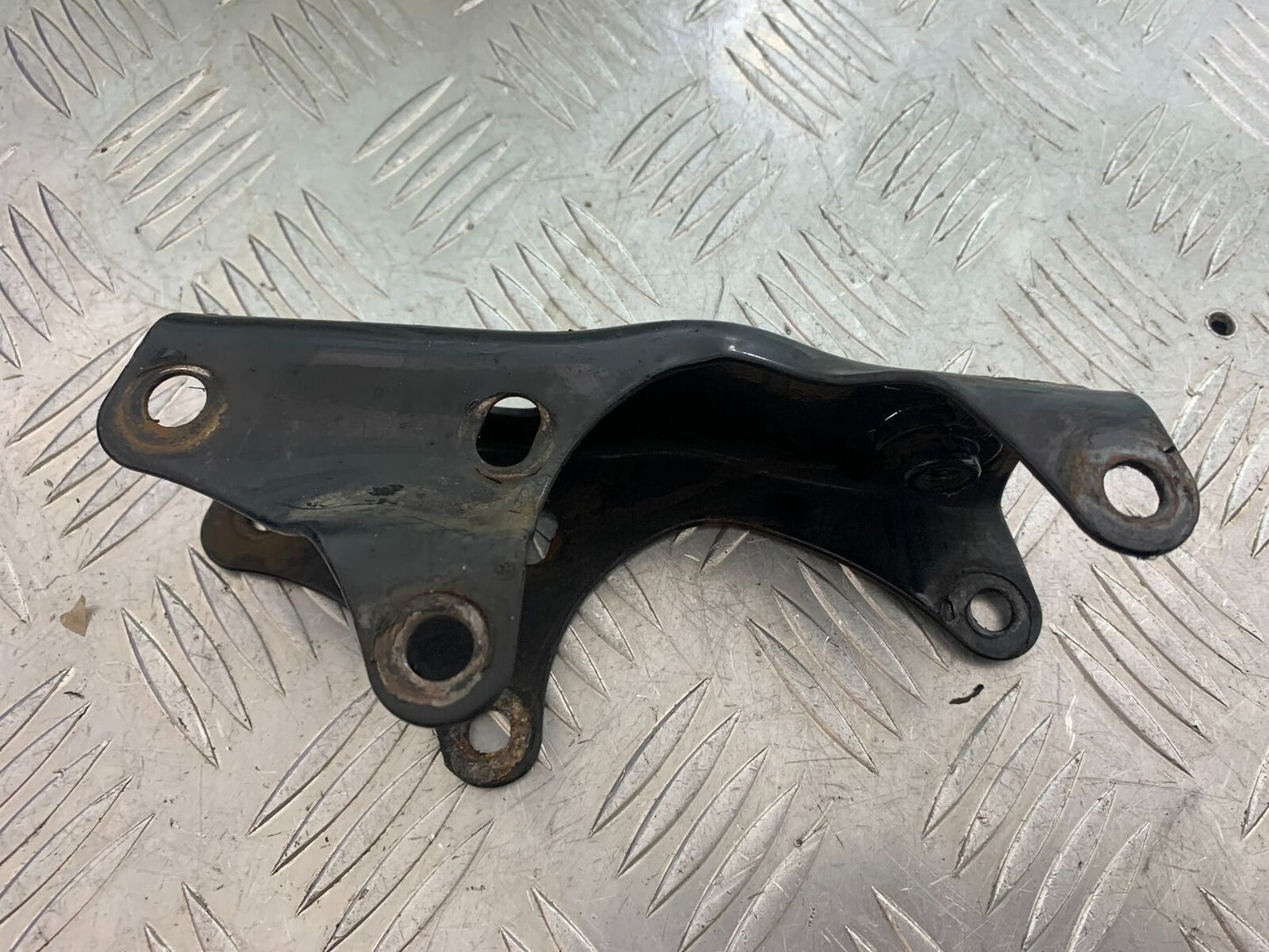 MUTT GT-SS 125 ENGINE BRACKET   YEAR 2020- 2024 (CMB1085)