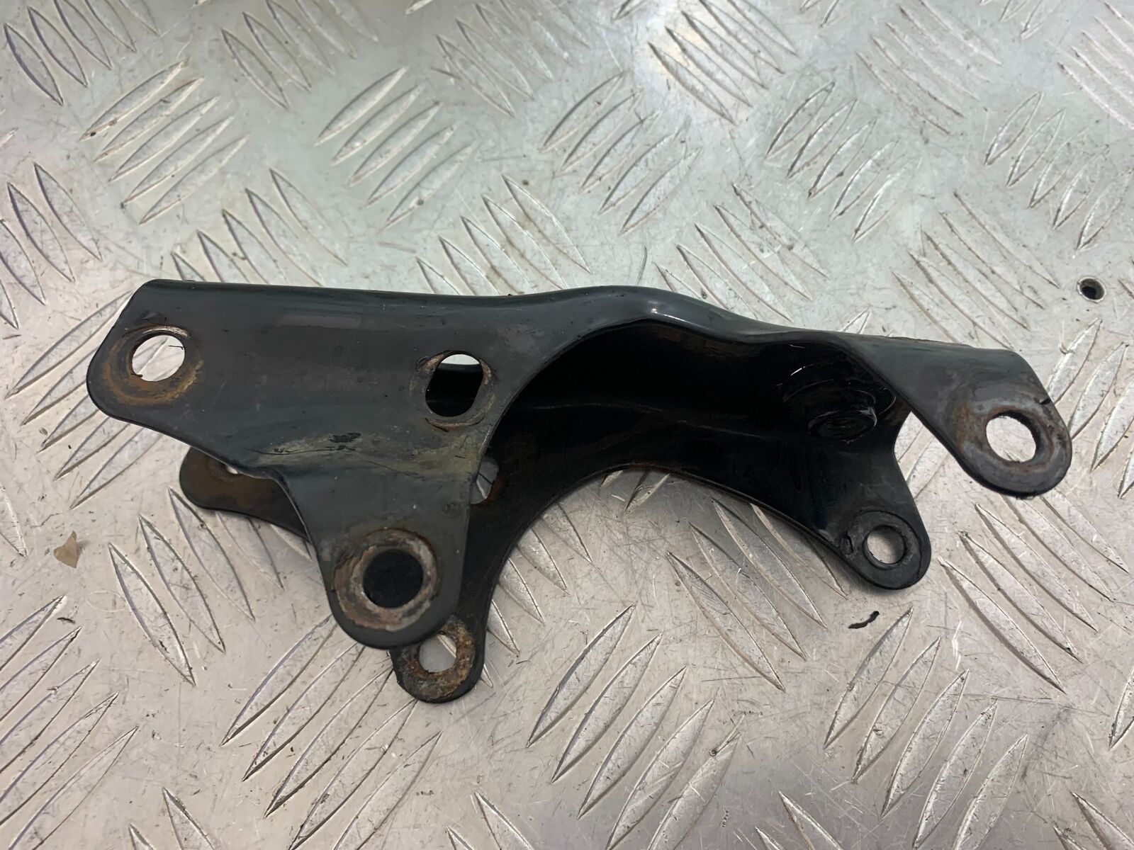 MUTT GT-SS 125 ENGINE BRACKET   YEAR 2020- 2024 (CMB1085)