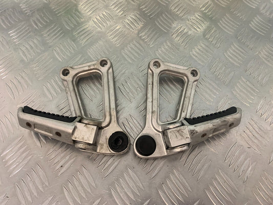 DUCATI 600ss 600 ss REAR HANGERS AND PEGS  YEAR 1991-98 (STOCK 987)