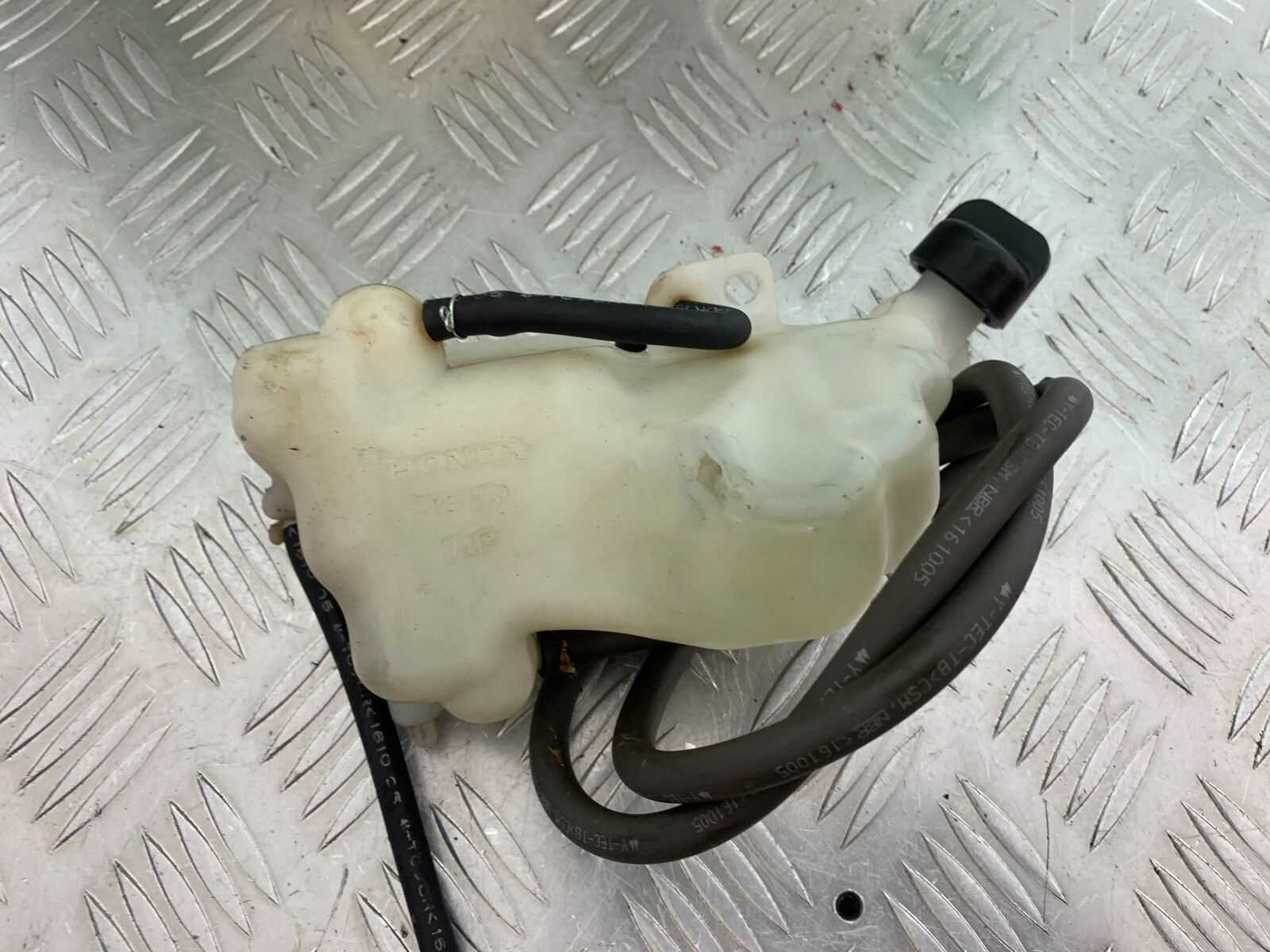 HONDA CRF1000 (DCT) AFRICA TWIN COOLANT BOTTLE  YEAR 2017 (CMB1030)