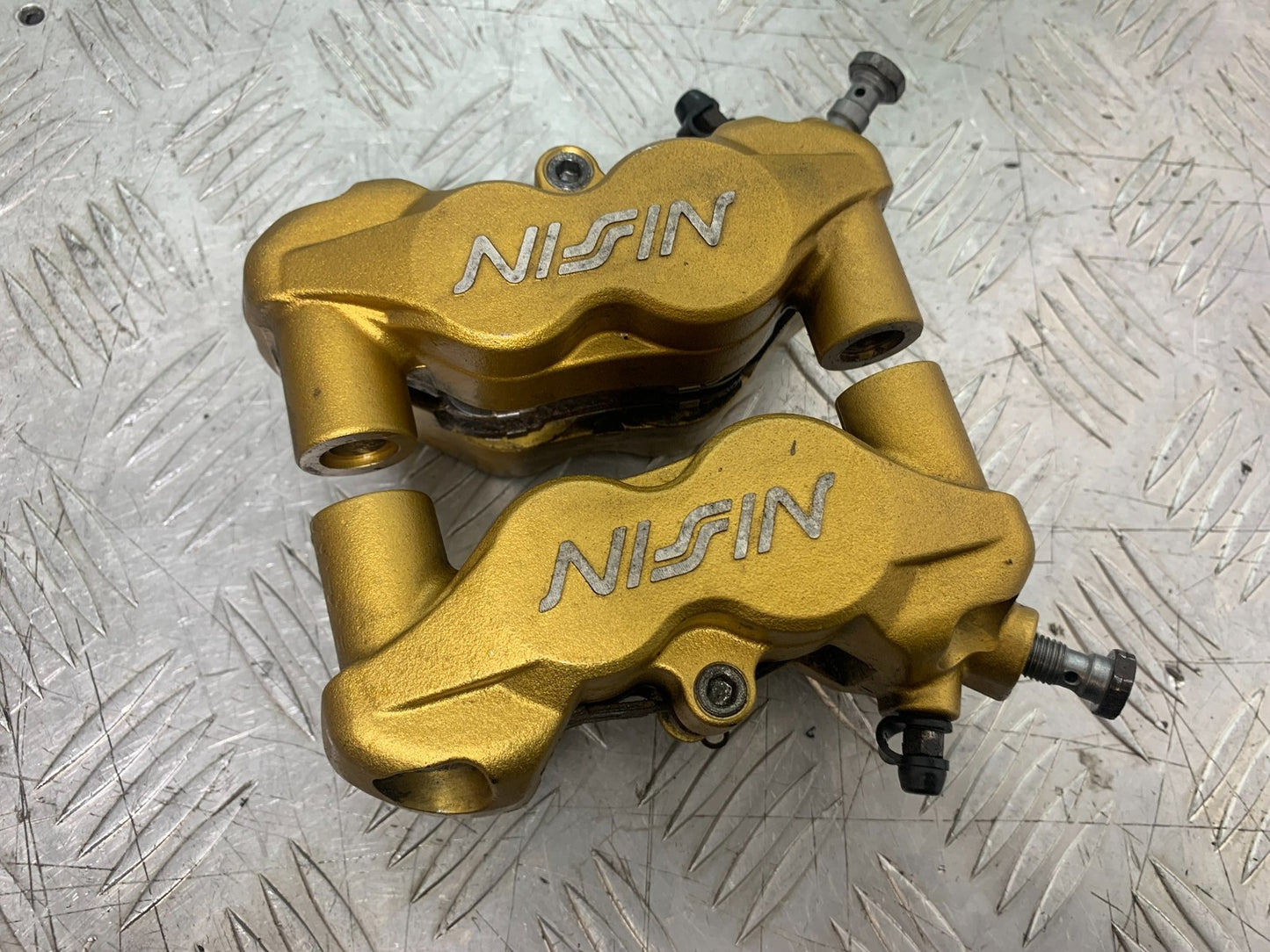 TRIUMPH 675 STREET TRIPLE R FRONT BRAKE CALIPERS  YEAR 2013 - 2016 (CMB1221)