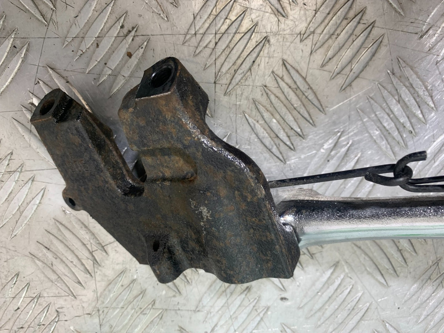 YAMAHA XVS 1300 MIDNIGHT STAR SIDE STAND  YEAR 2007-16 (CMB1200)
