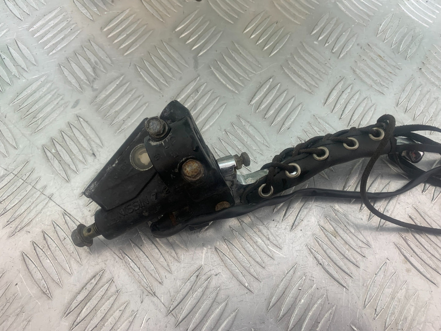 YAMAHA XV535 XV 535 VIRAGO FRONT BRAKE MASTER CYLINDER   YEAR 1994-02 (CMB1139)