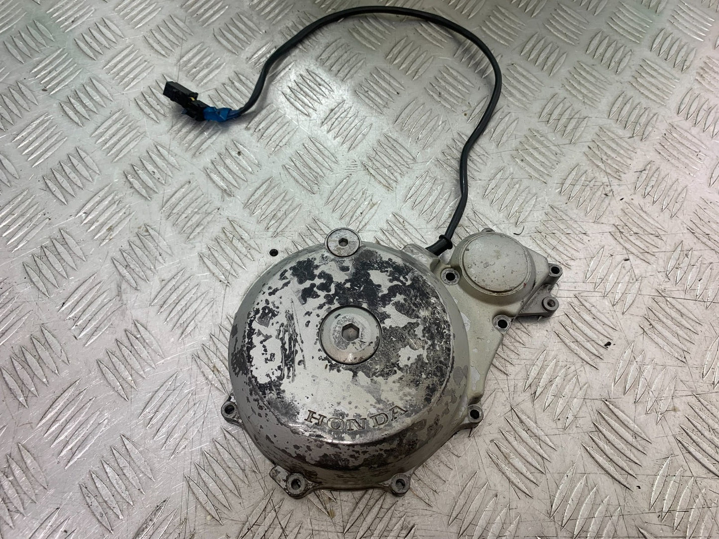 HONDA NTV 600 REVERE GENERATOR AND COVER  YEAR 1988-1996  (CMB1281)