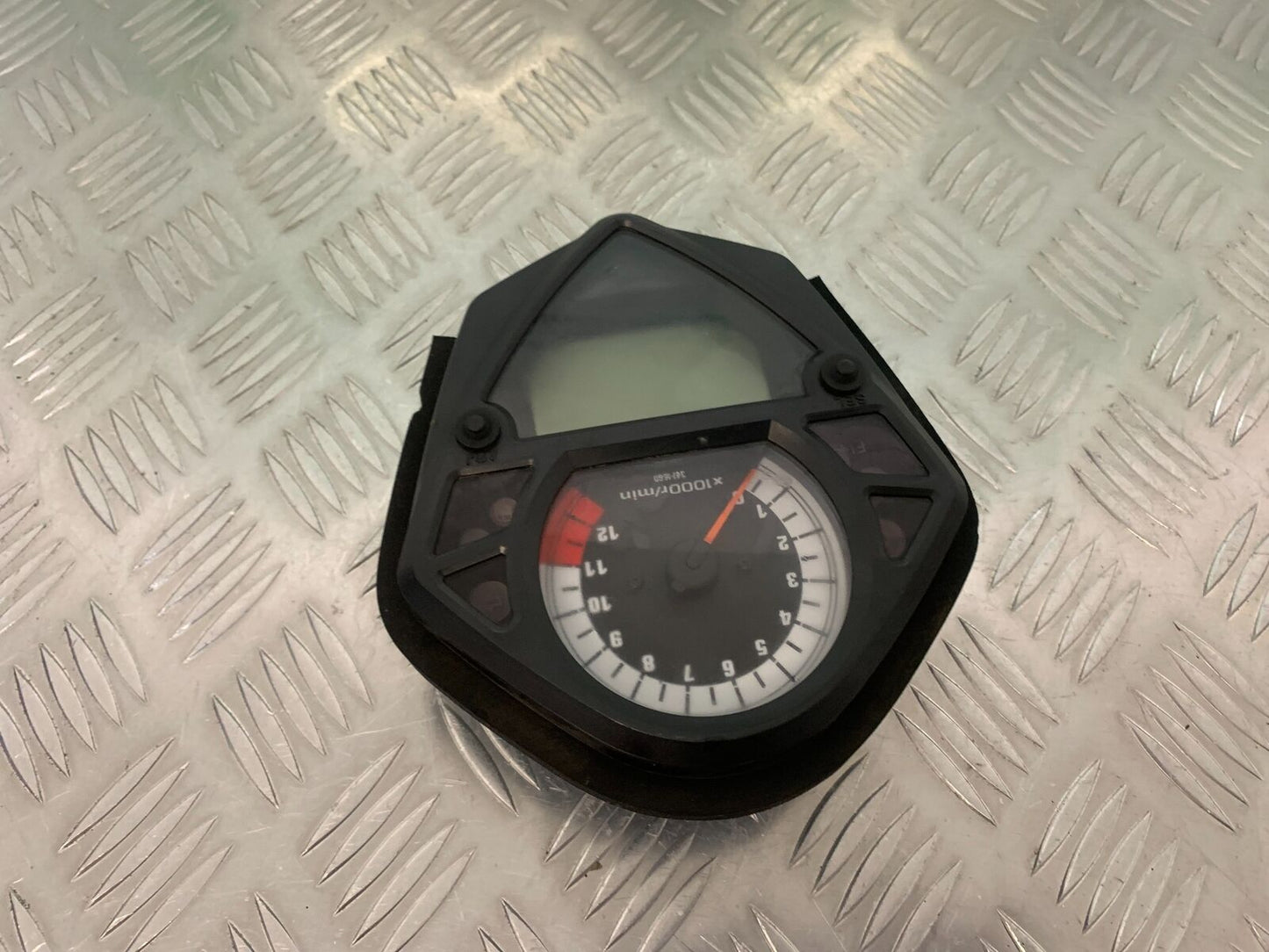 SUZUKI SV1000 SV 1000 K4 CLOCKS SPEEDO DASH   YEAR 2004 (STOCK 990)