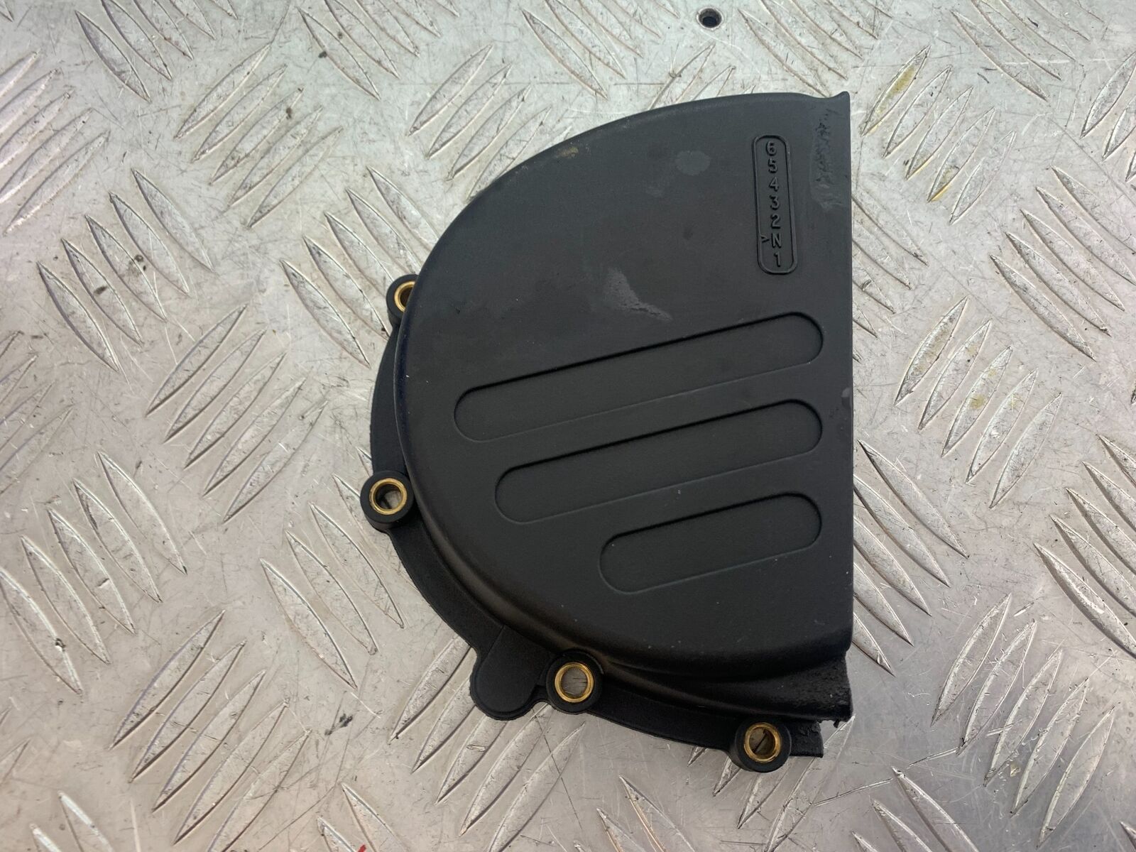 TRIUMPH 955i SPRINT ST SPROCKET COVER   YEAR 1999-2004 (CMB1124)