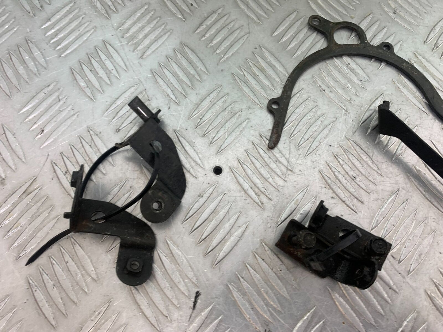 HONDA CBR1100 BLACKBIRD BRACKETS  YEAR 1999-2005 (CMB1103)