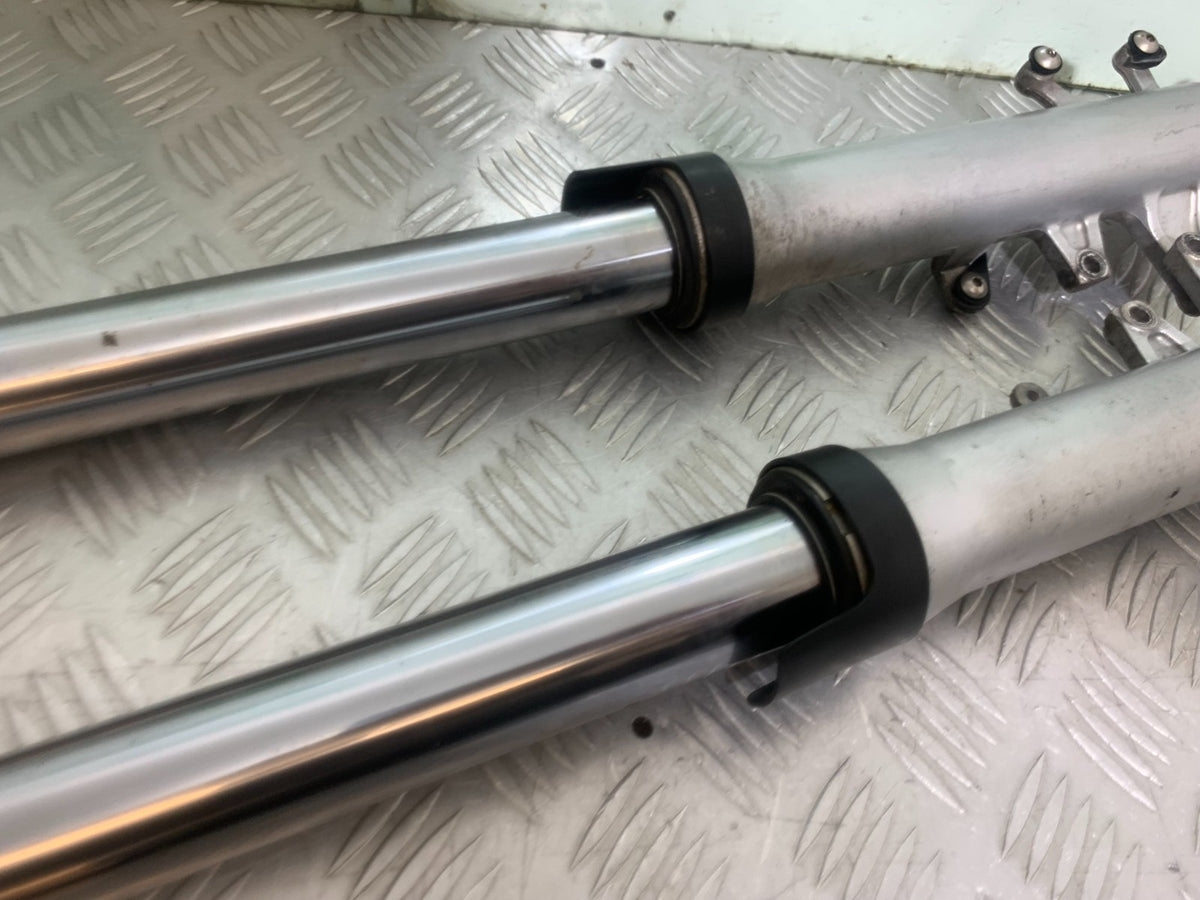 SUZUKI GSXR600 GSXR 600 K1 K2 K3 FORKS  1999-03 (CMB1284)