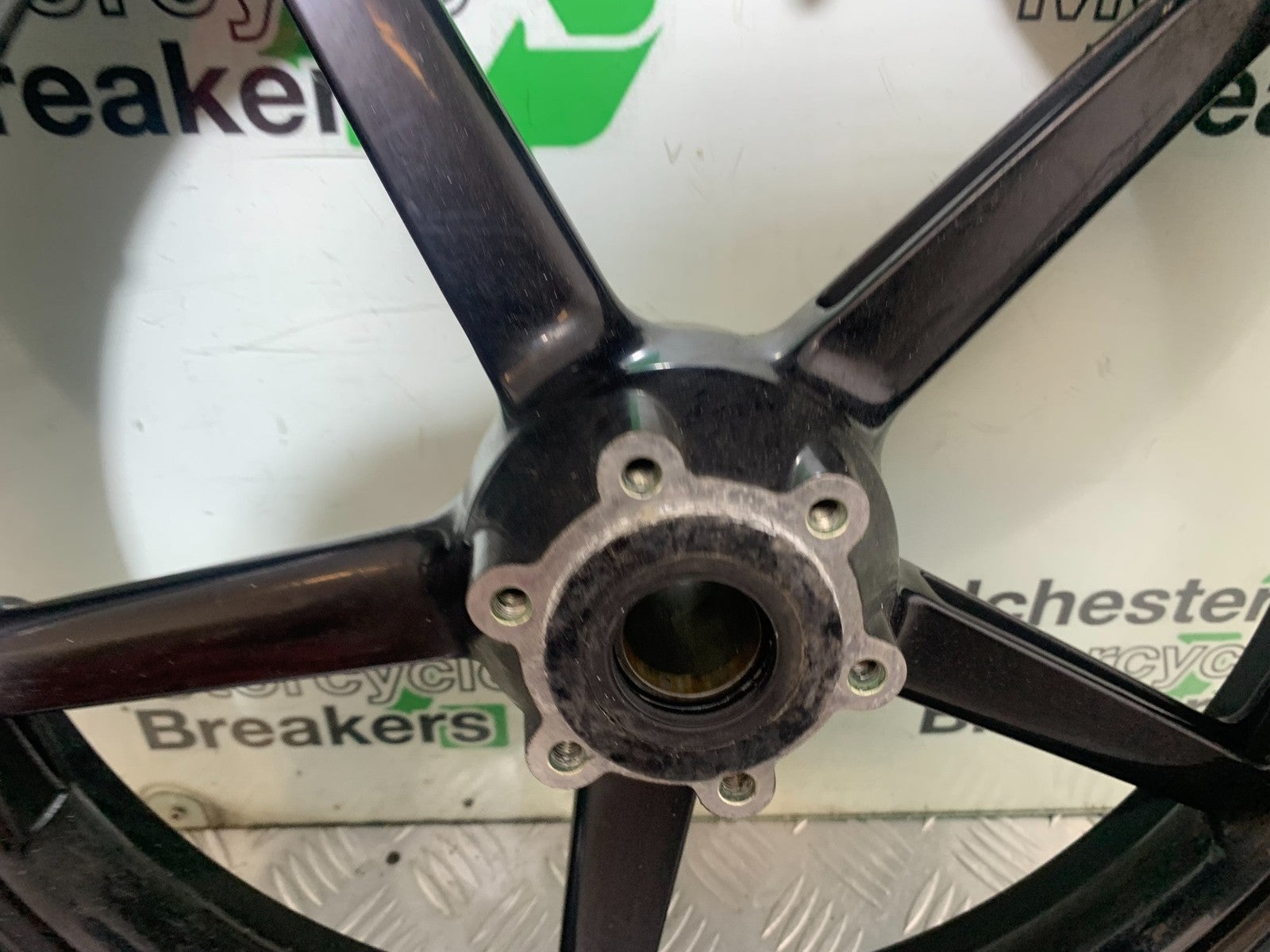 KTM 990 SUPER DUKE FRONT WHEEL YEAR 2007-2011  (CMB1207)