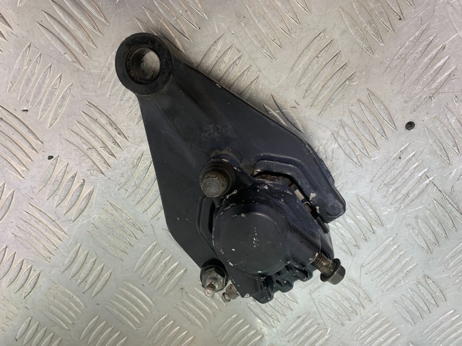 YAMAHA XS1100 MIDNIGHT SPECIAL REAR CALIPER  YEAR 1980-1982 (CMB1122)