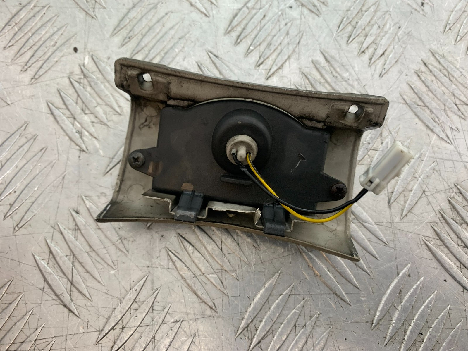 PIAGGIO VESPA GT125 L NUMBER PLATE LIGHT  YEAR 2003 (CMB1300)