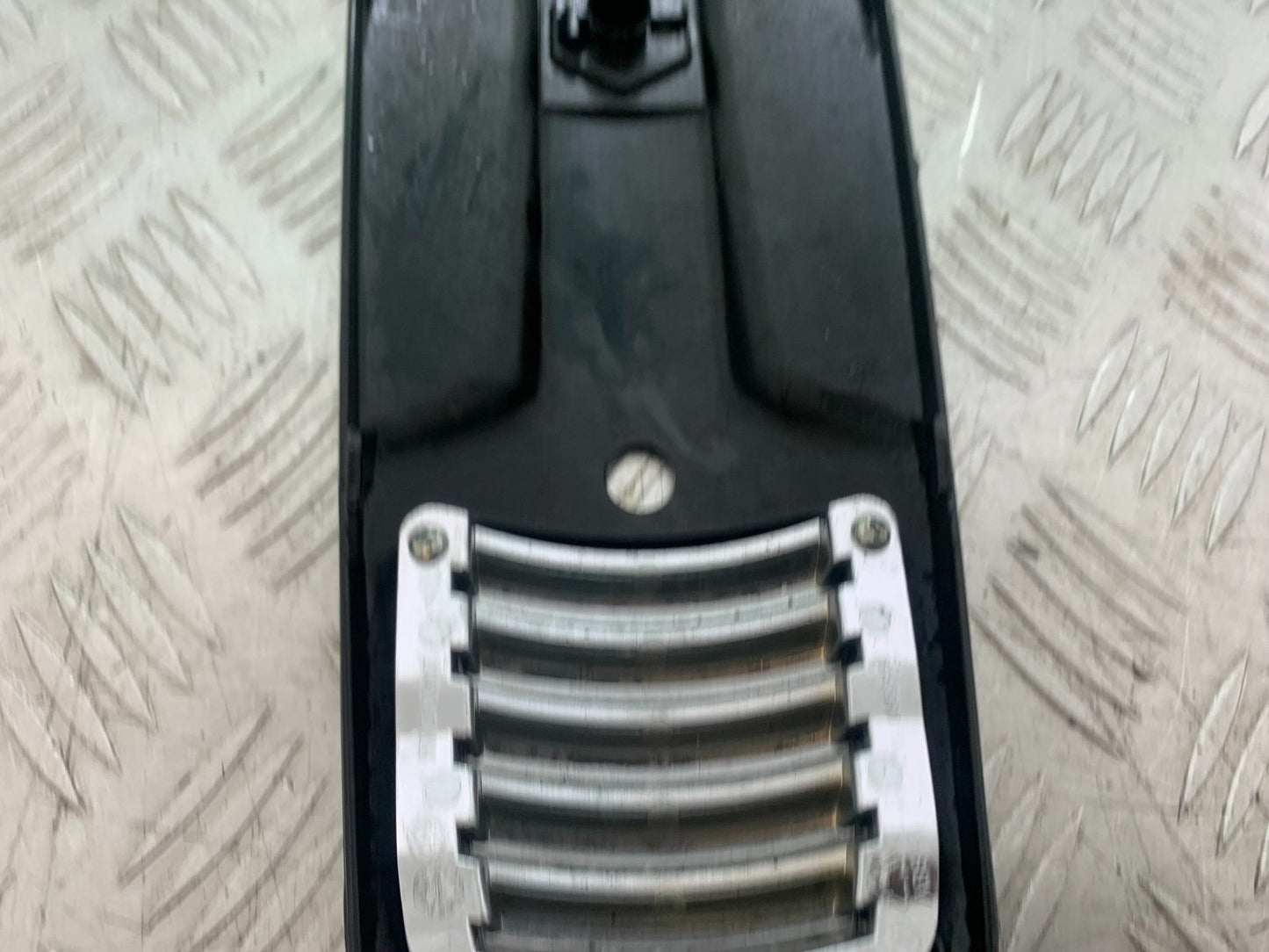 PIAGGIO VESPA GTS 125 FRONT INFILL GRILL YEAR 2009-14  (CMB1261)