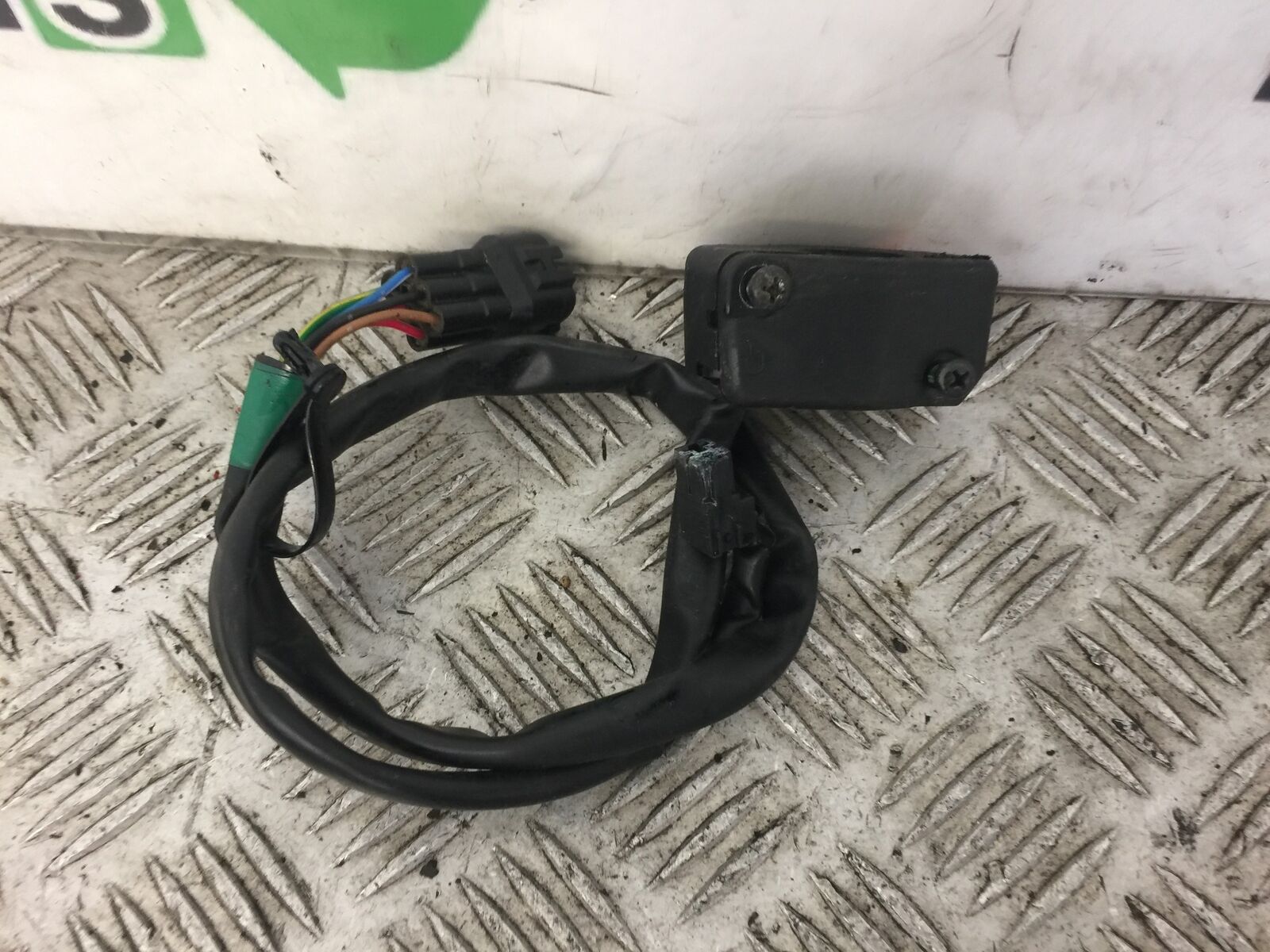KAWASAKI ZX6R ZX636 ZX 636 RIGHT SWITCH GEAR  2013-2016 (STOCK 342)