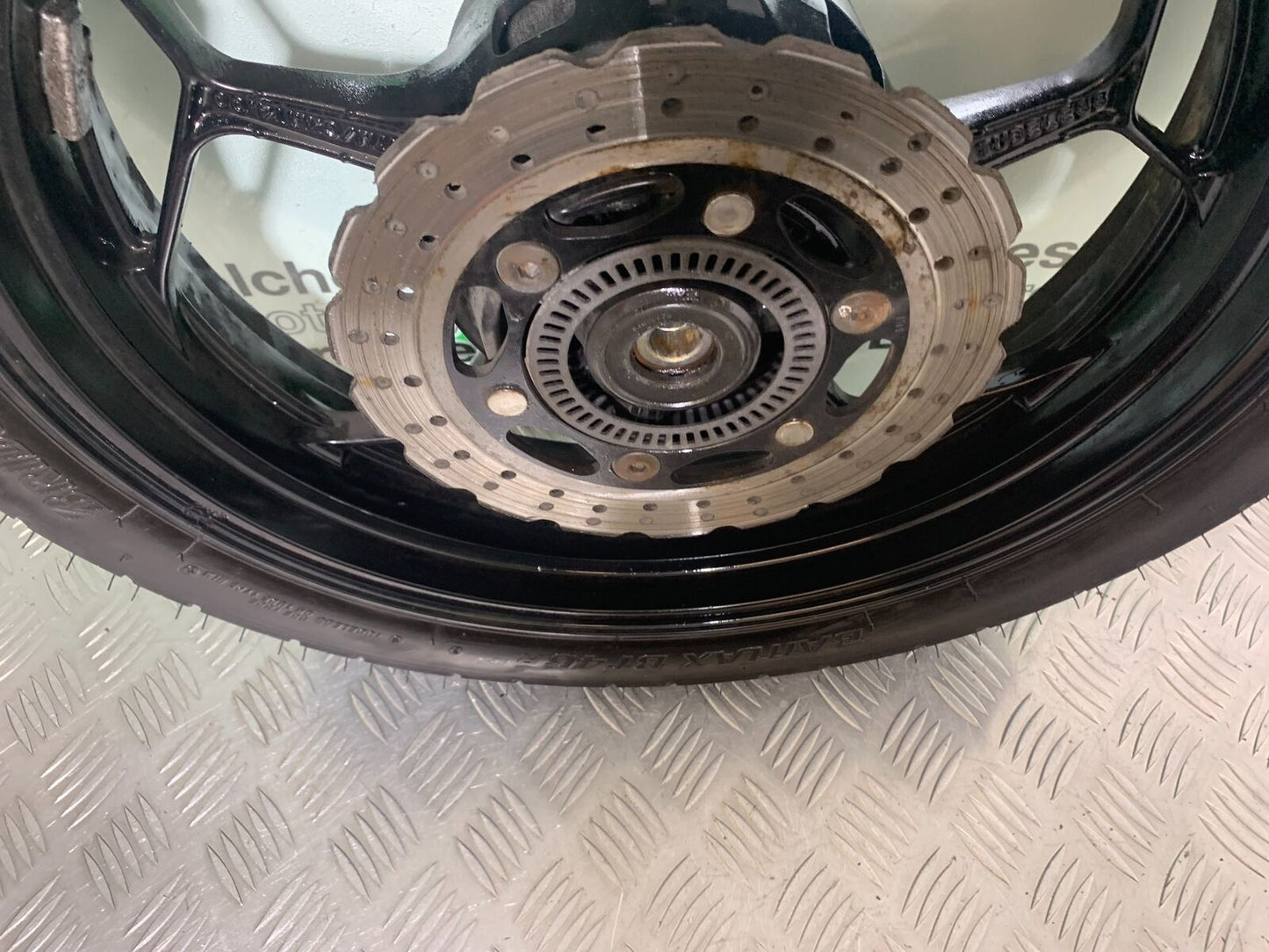 KAWASAKI Z300 ER300 REAR WHEEL (WITH GOOD TYRE)   YEAR 2016-2018  (CMB1056)