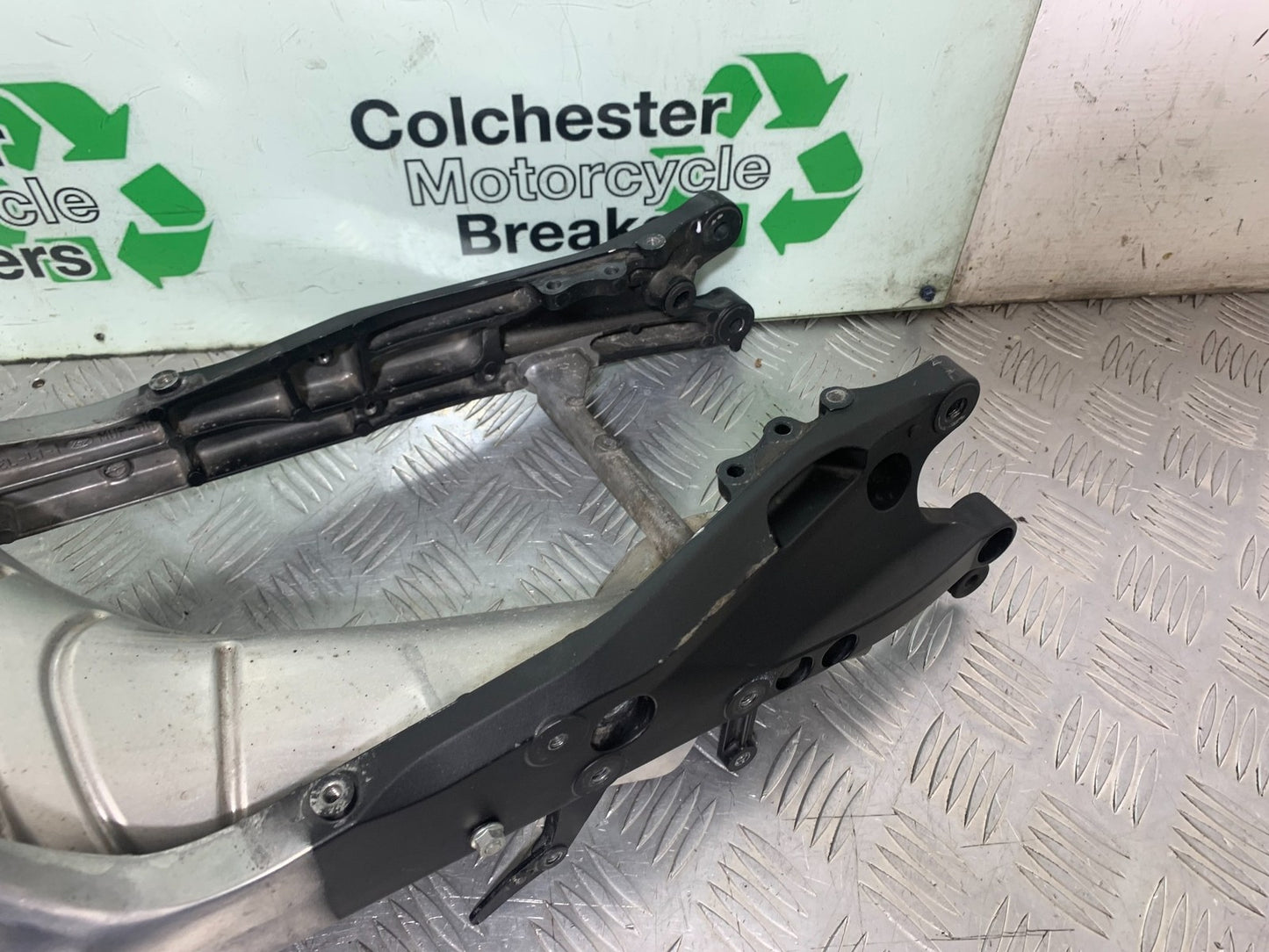 HONDA CBR1000 rr FIREBLADE REAR SUBFRAME YEAR 2006 (CMB1220)