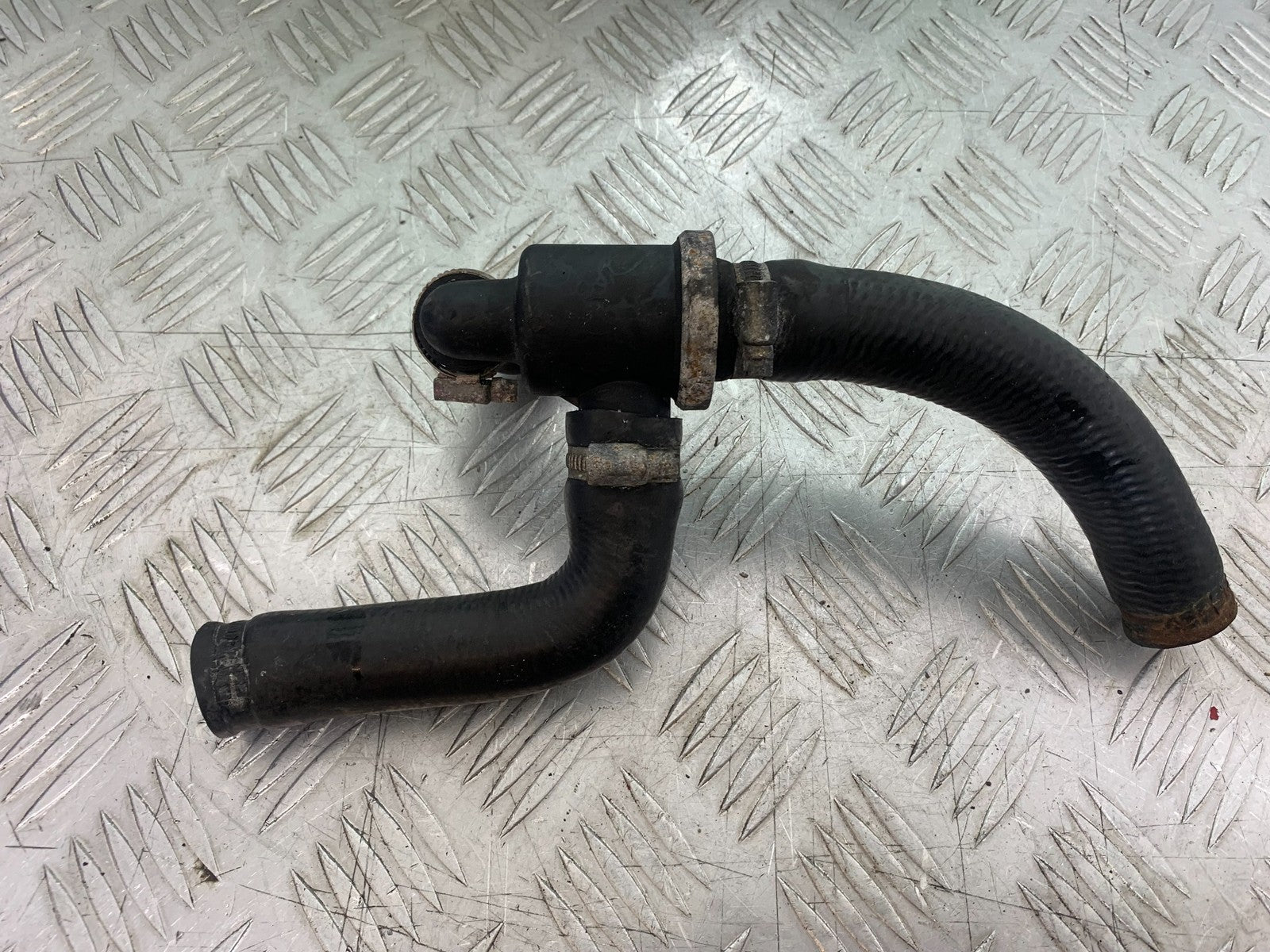DUCATI 996 SPS 748 916 998 THERMOSTAT   1999-2000 (CMB1209)