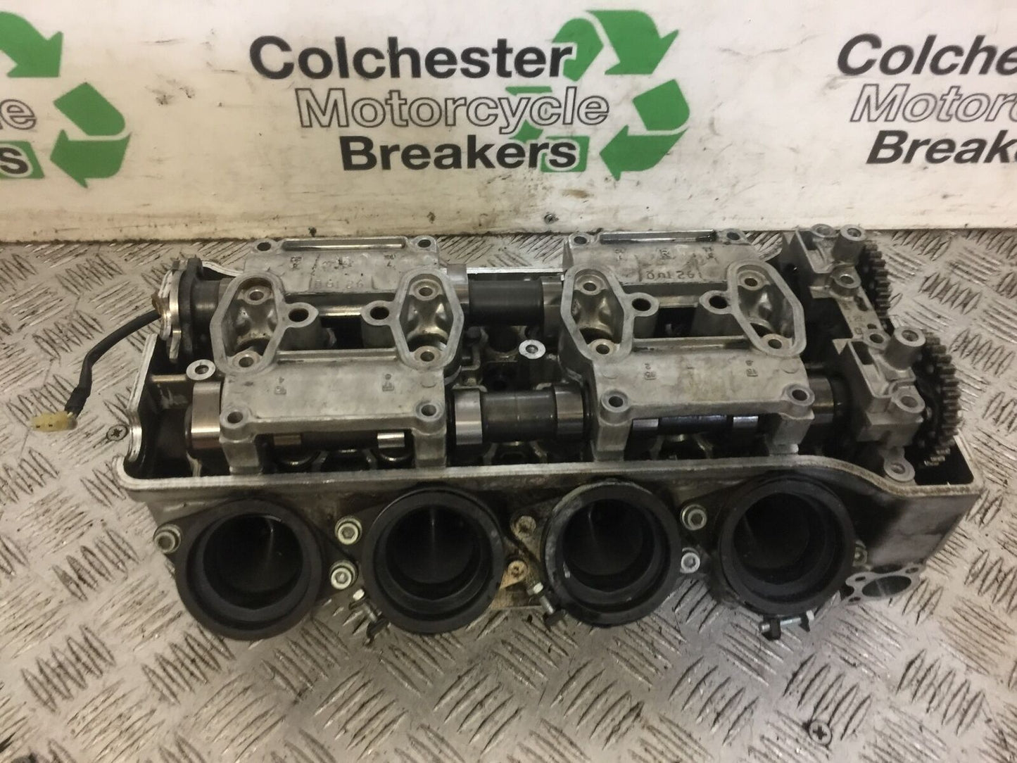 HONDA CBR1000 rr FIREBLADE CYLINDER HEAD AND CAMS  YEAR 2004-07 (STOCK 690)