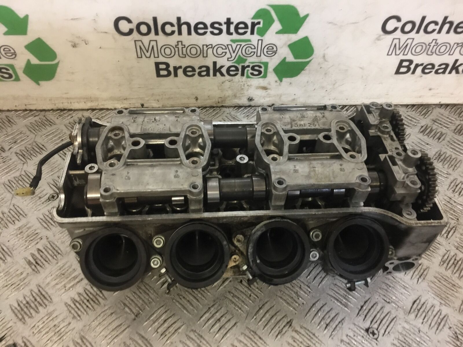 HONDA CBR1000 rr FIREBLADE CYLINDER HEAD AND CAMS  YEAR 2004-07 (STOCK 690)