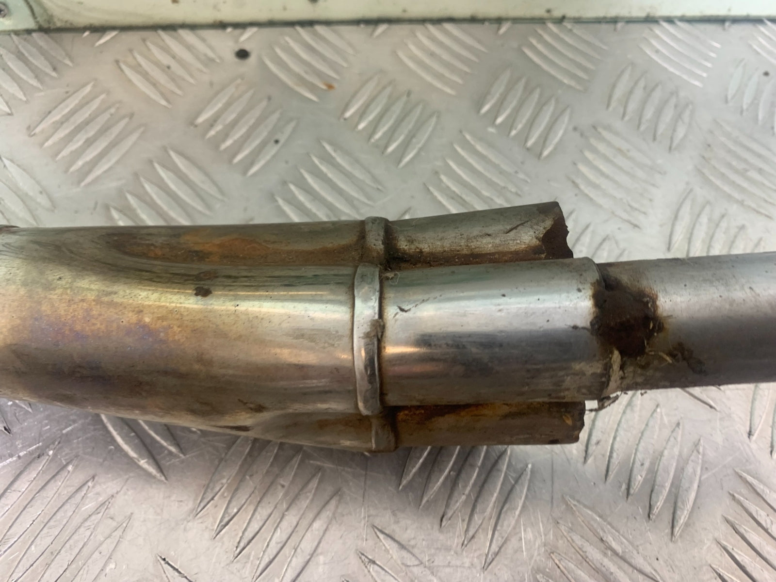 KAWASAKI GT550 GT 550 EXHAUST (SOLD AS PARTS)    YEAR 1984-87 (CMB1141)