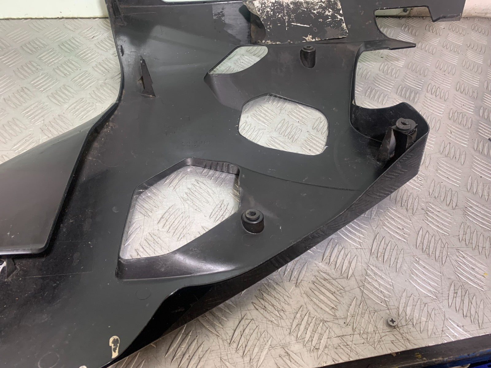 SUZUKI GSXR750 GSXR 750 K4 K5 LEFT FAIRING  2004-2005 (CMB1319)