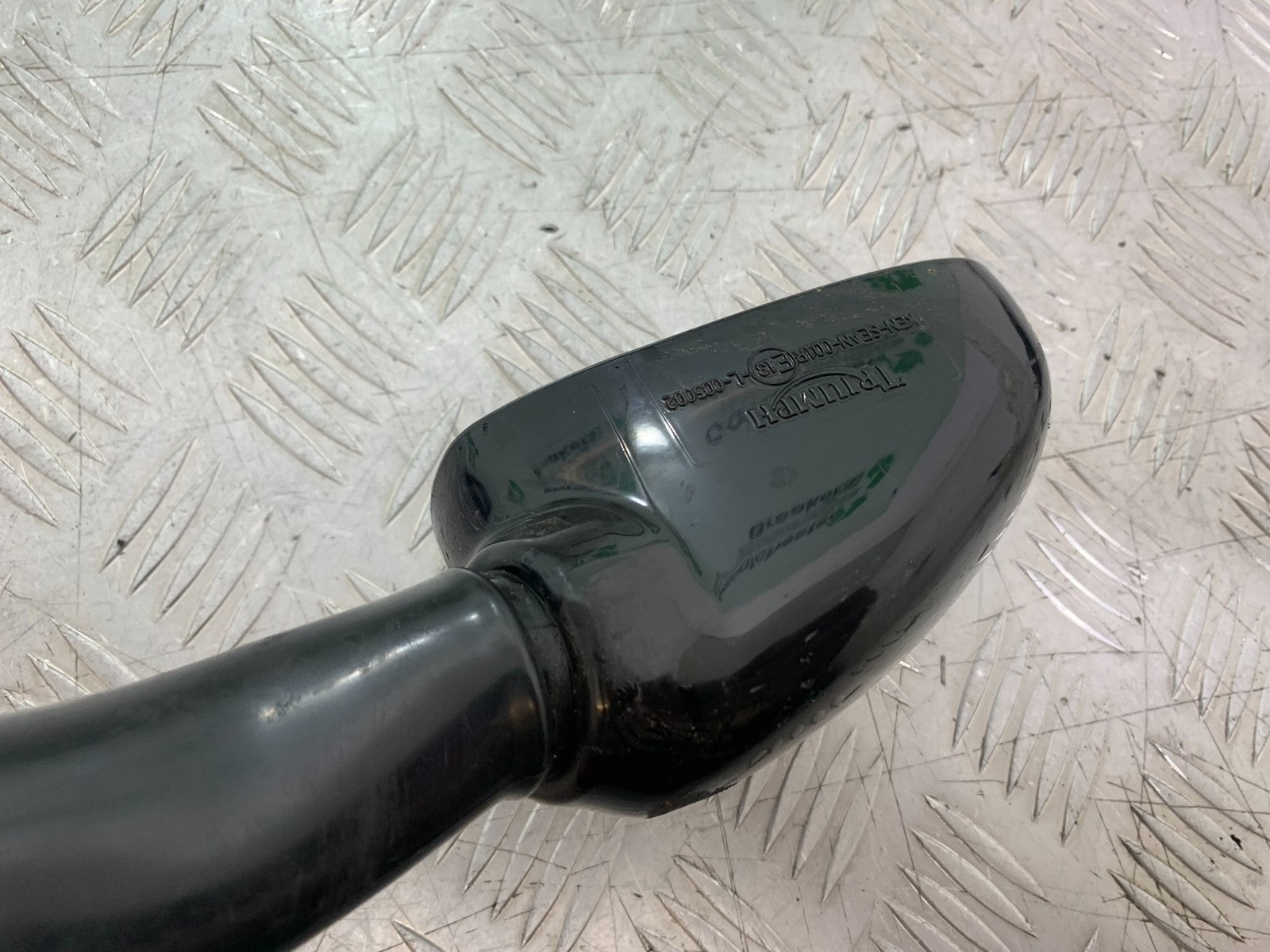 TRIUMPH 955i SPRINT ST RIGHT MIRROR YEAR 1999-04 (CMB1230)