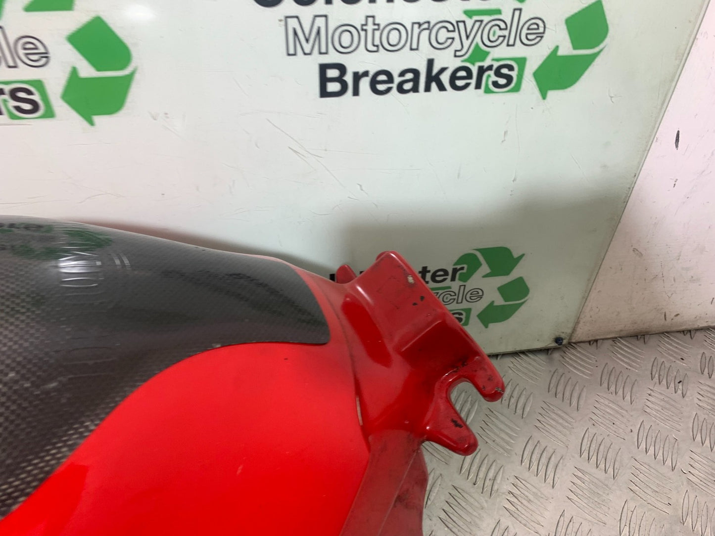 TRIUMPH 955i SPRINT ST PETROL TANK   1999-2004 (CMB1176)