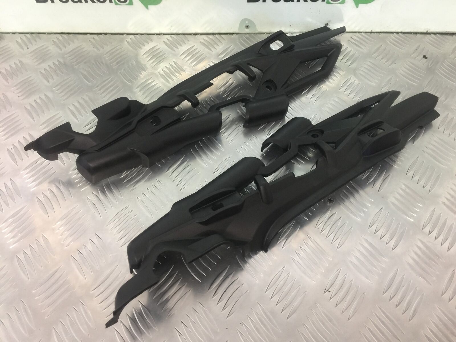 TRIUMPH TIGER 800 XRT LEFT & RIGHT SIDE INFILLS   YEAR 2015-2017  (STOCK 920)