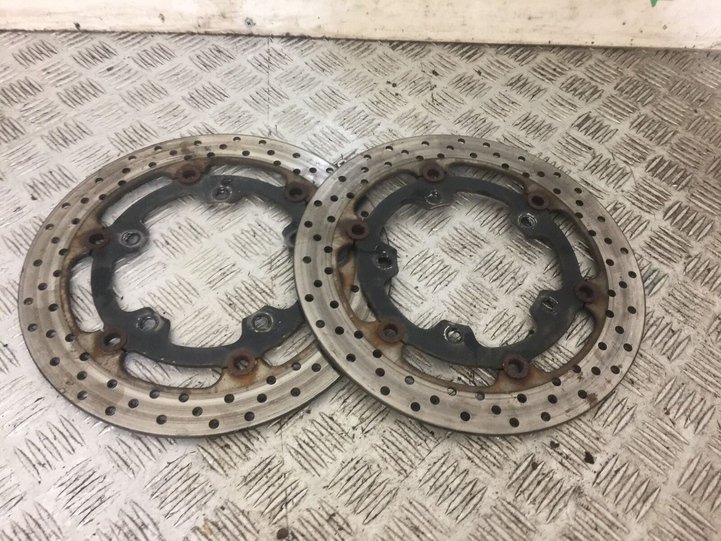 SUZUKI SFV650 SFV 650 GLADIUS FRONT BRAKE DISCS   2009-15 (STOCK 709)