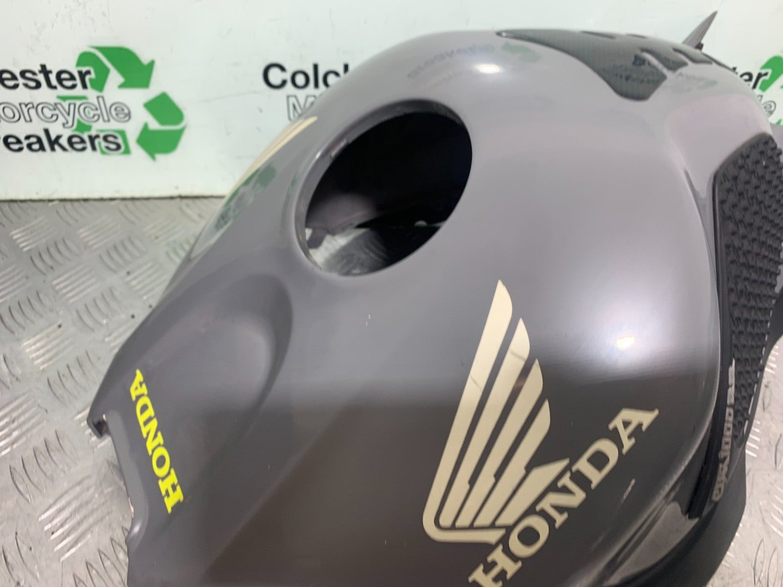 HONDA CBR1000 rr FIREBLADE FAIRING KIT YEAR 2006  (CMB1220)