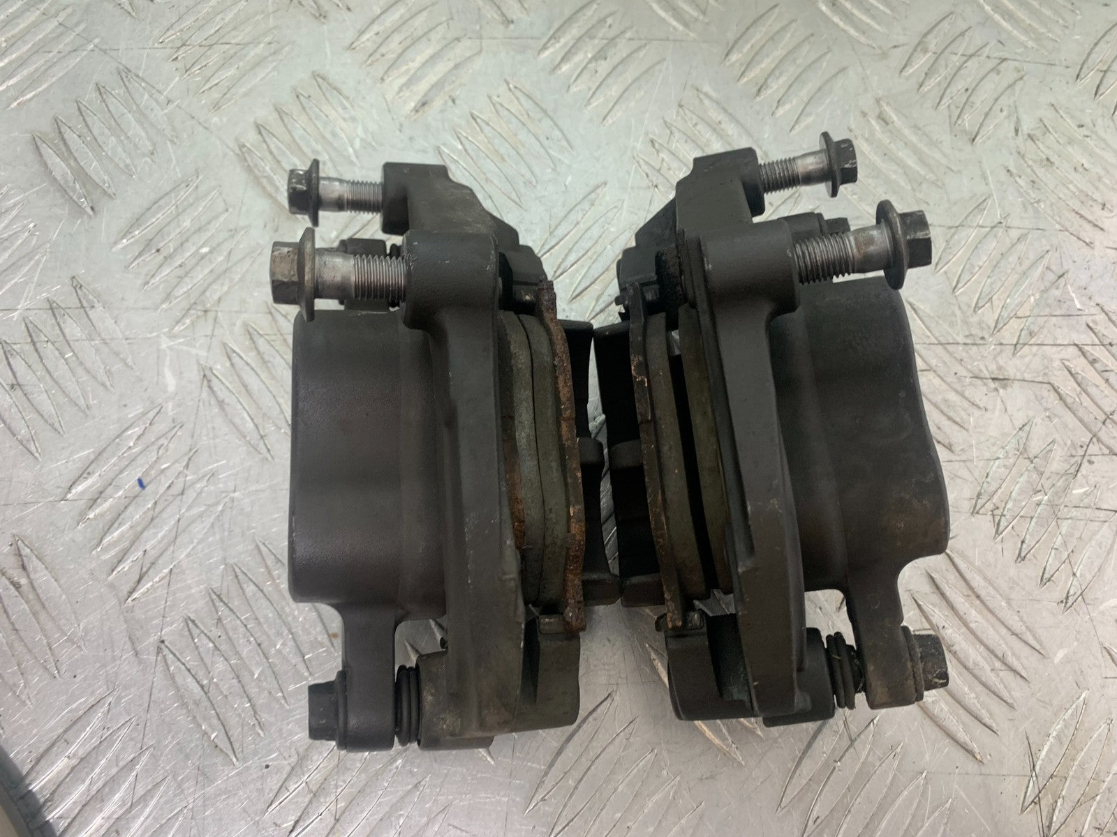 YAMAHA XJ6 XJ6-S FRONT BRAKE CALIPERS YEAR 2009-2015  (CMB1212)
