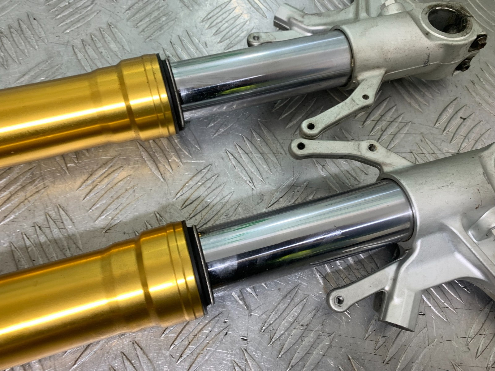 APRILIA TUONO 1000 V4R FORKS  YEAR 2011-13  (CMB1316)