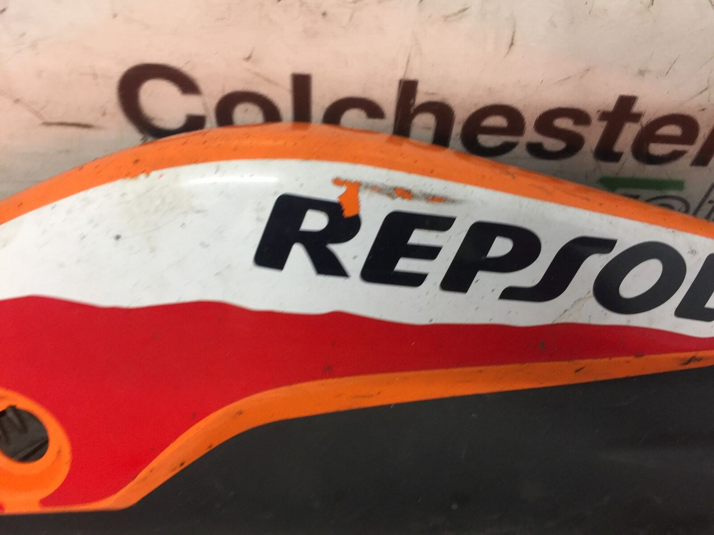 HONDA CBR125 CBR 125 LEFT SEAT PANEL YEAR 2011-2017 (STOCK 466)