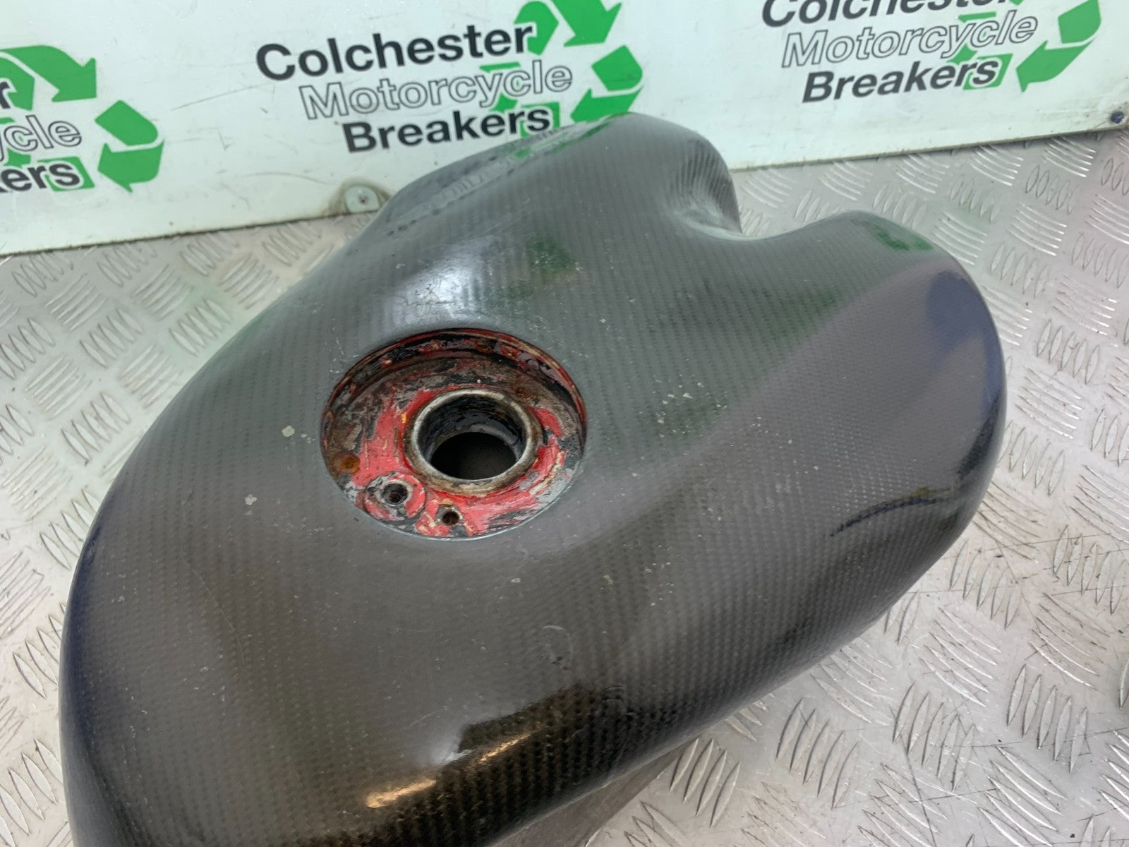 DUCATI 996 SPS 748 916 998 PETROL TANK (CARBON COVER)  1999-2000 (CMB1209)
