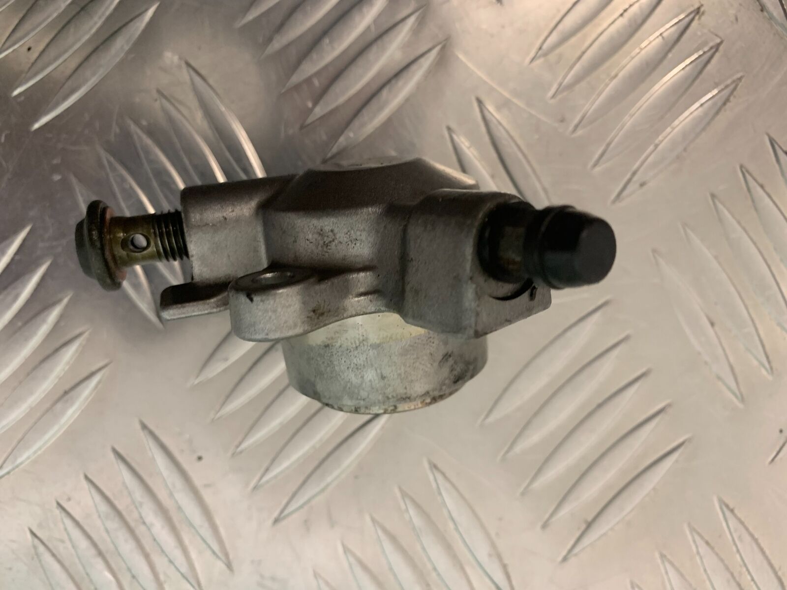 YAMAHA FJR1300 FJR 1300 CLUTCH SLAVE CYLINDER YEAR 2001-05 (STOCK 946)