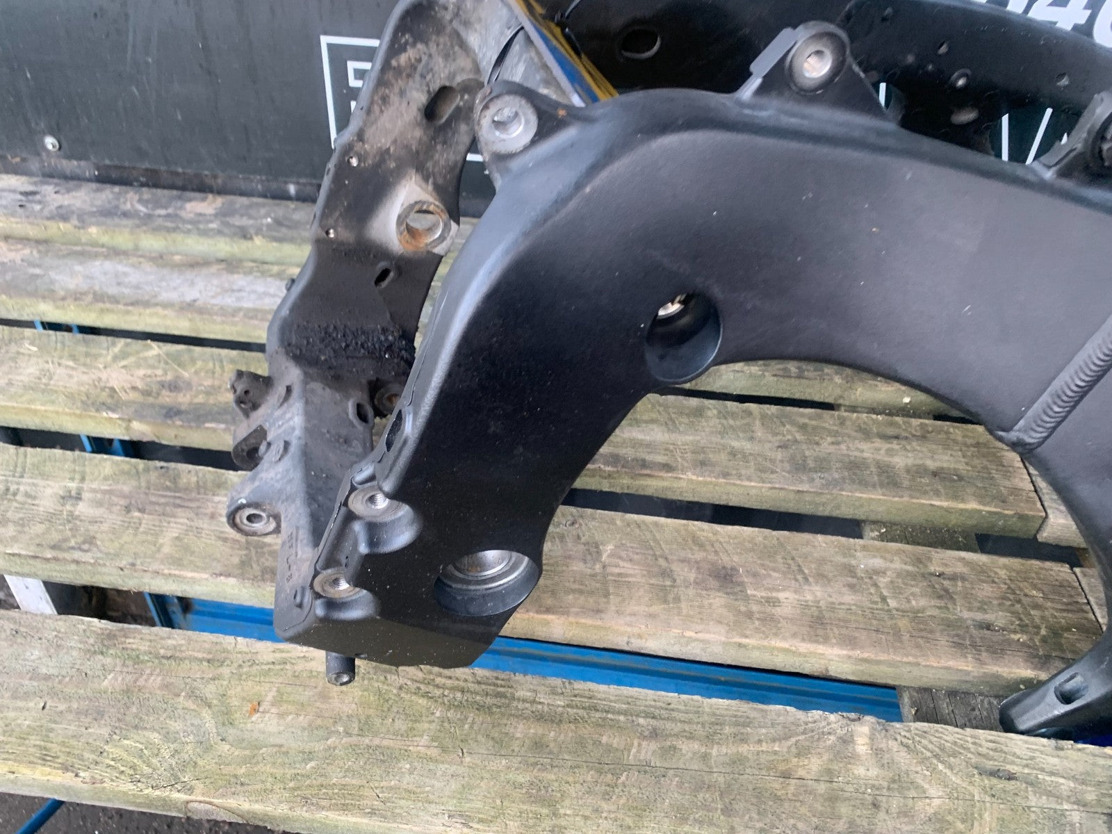 HONDA CBR1000 rr FIREBLADE FRAME REG LOG BOOK  2008-2011 (CMB1253)