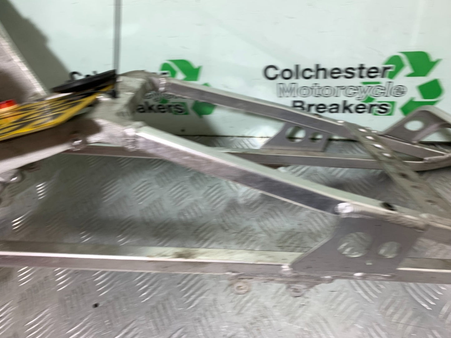 YAMAHA YZF R1 4XV FRAME REG LOG BOOK YEAR 1998-99 (CMB1291)