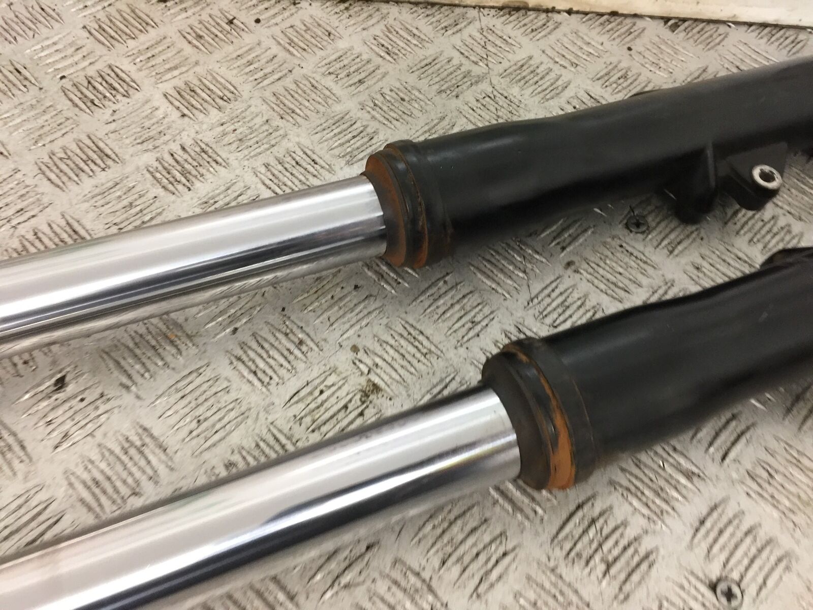 HONDA VT750 SHADOW PHANTOM FORKS YEAR 2014 (STOCK 761)