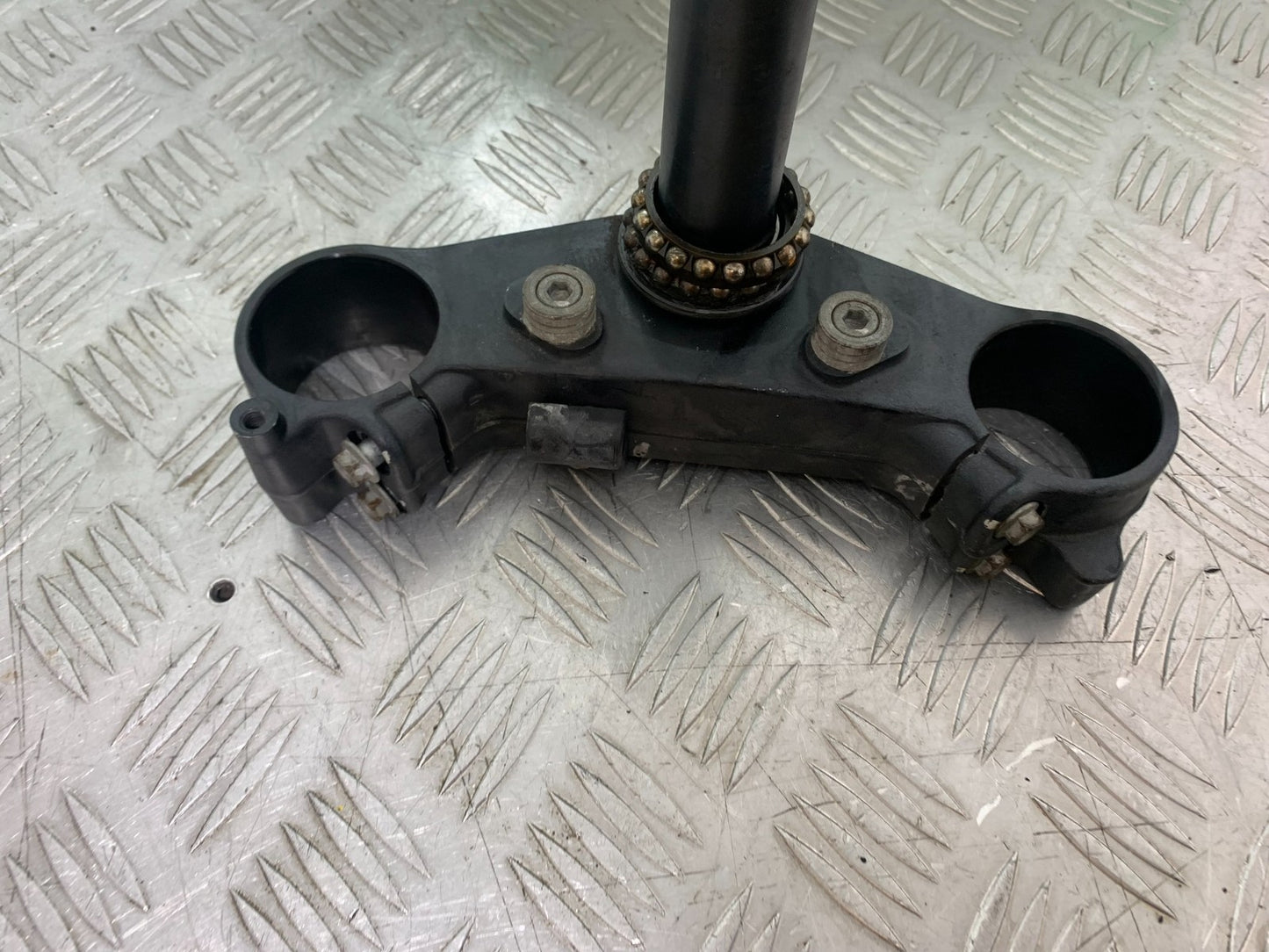 APRILIA RSV1000 RSV 1000 MILLE BOTTOM YOKE  1998- 2003 (CMB1184)