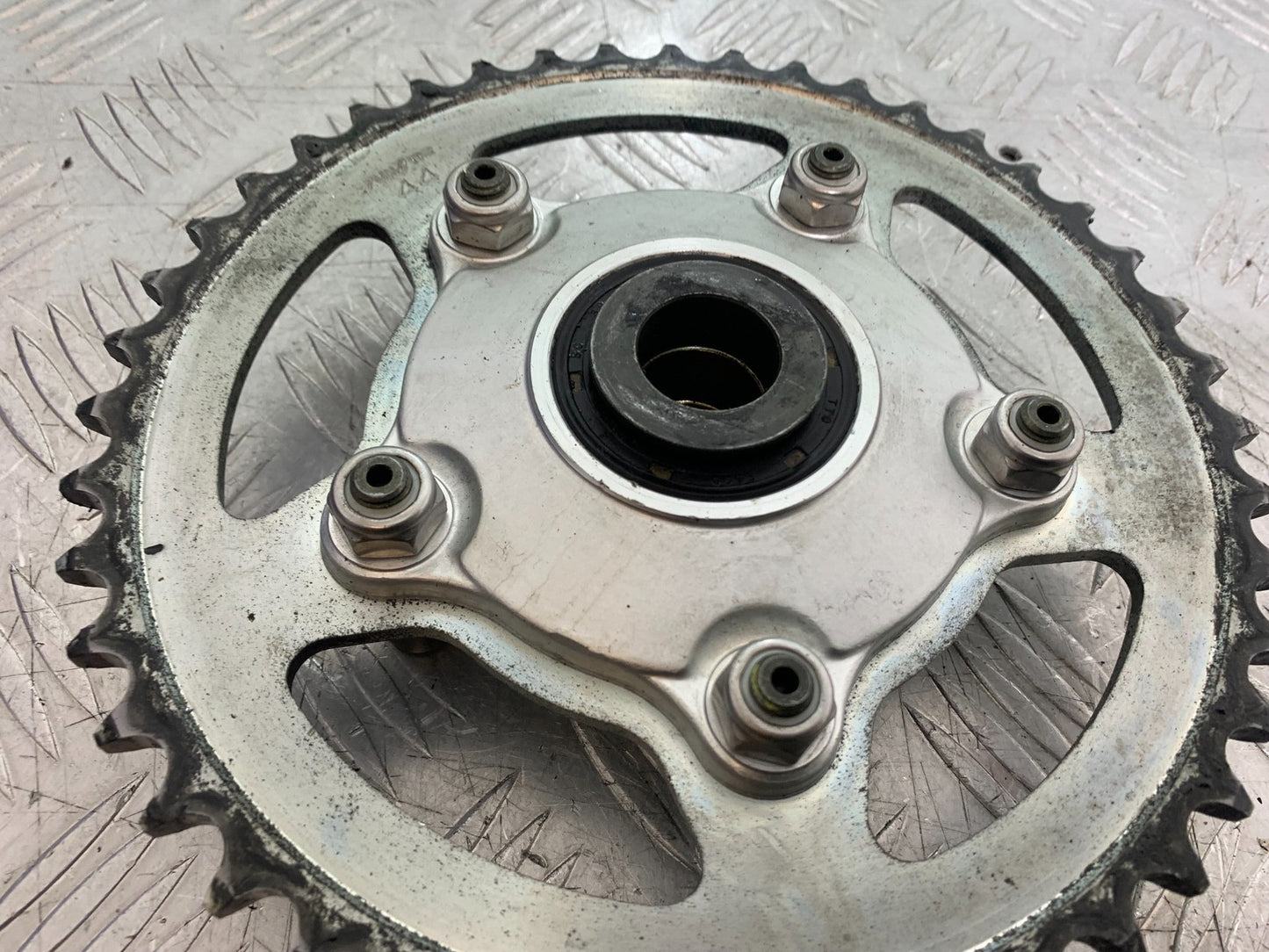 APRILIA SL750 SL 750 SHIVER SPROCKET CARRIER  YEAR 2008-2016 (CMB1242)