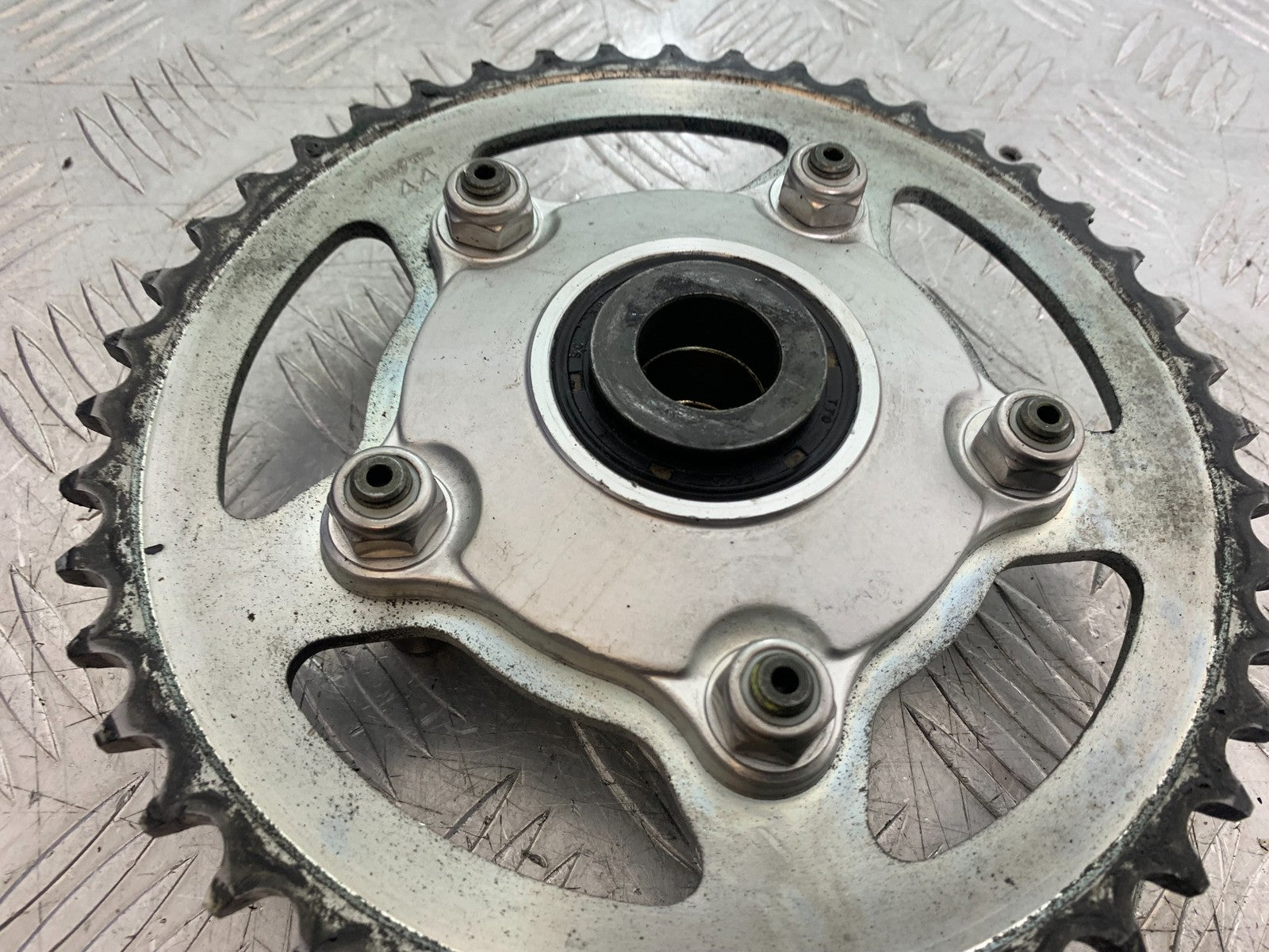 APRILIA SL750 SL 750 SHIVER SPROCKET CARRIER  YEAR 2008-2016 (CMB1242)