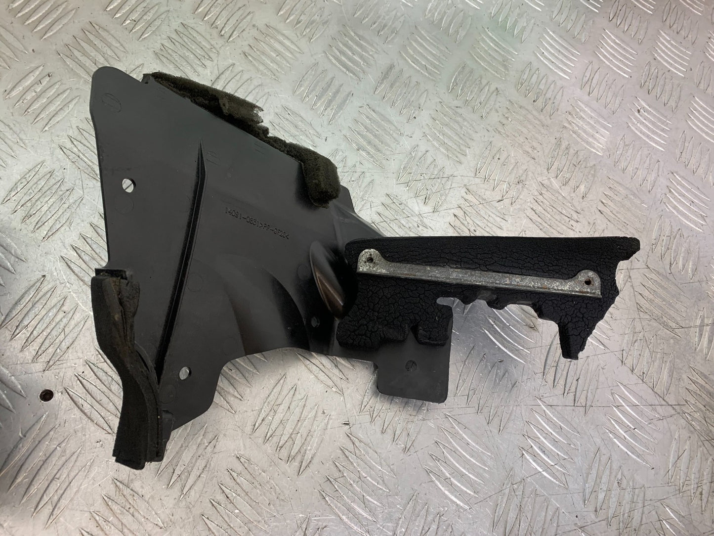 KAWASAKI GTR1400 GTR 1400 INFILL  BRACKETS   YEAR 2007-2009 (CMB1306)