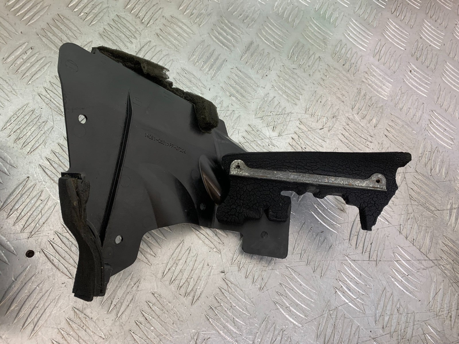 KAWASAKI GTR1400 GTR 1400 INFILL  BRACKETS   YEAR 2007-2009 (CMB1306)