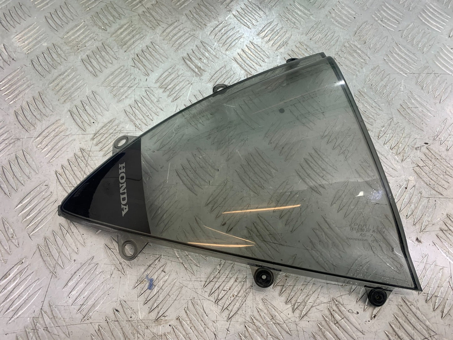 HONDA CBR1000 rr FIREBLADE SCREEN YEAR 2012-2016 (CMB1198)