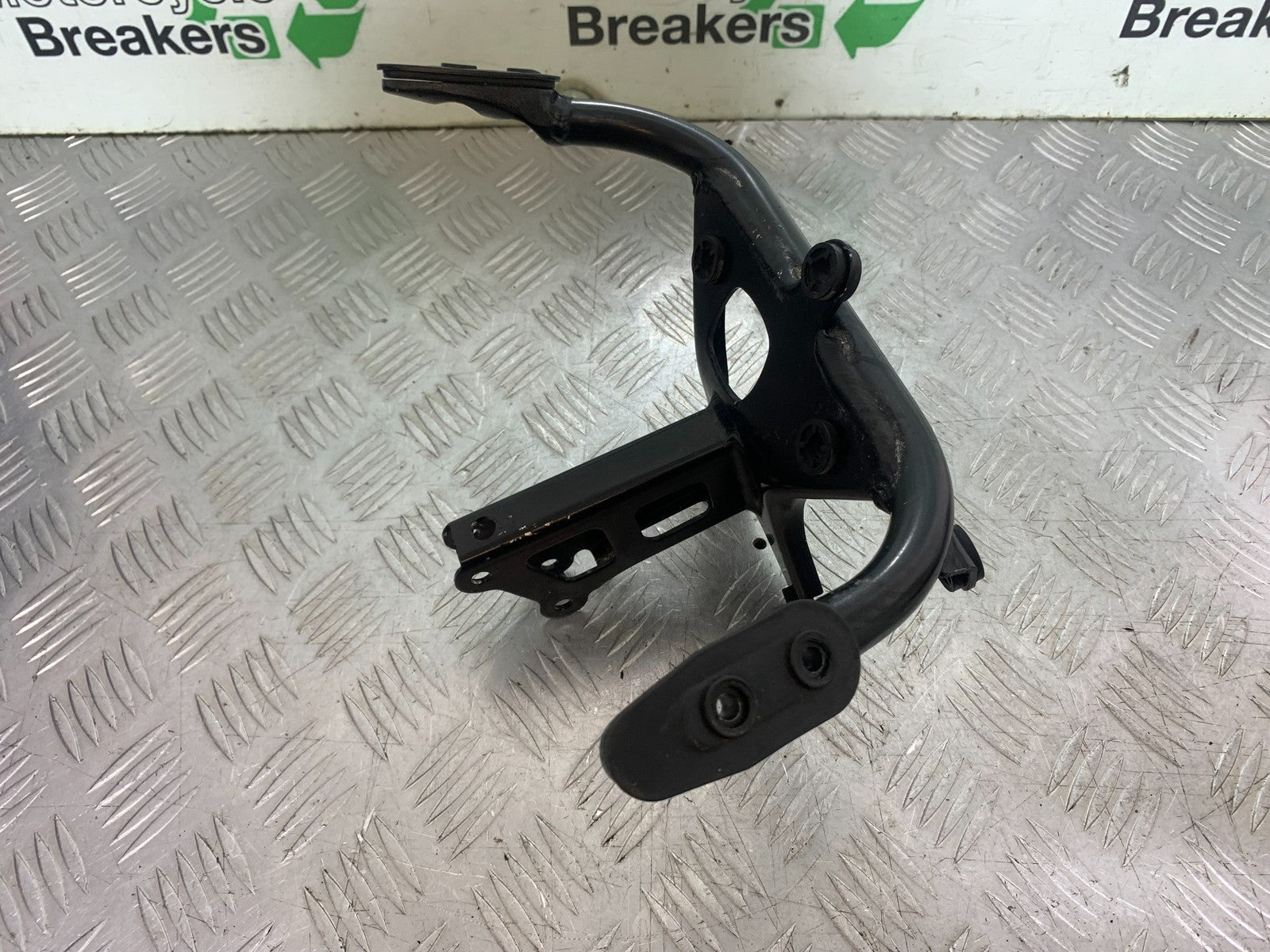 YAMAHA YZF R1 4XV FAIRING BRACKET   YEAR 1998-99 (CMB1291)