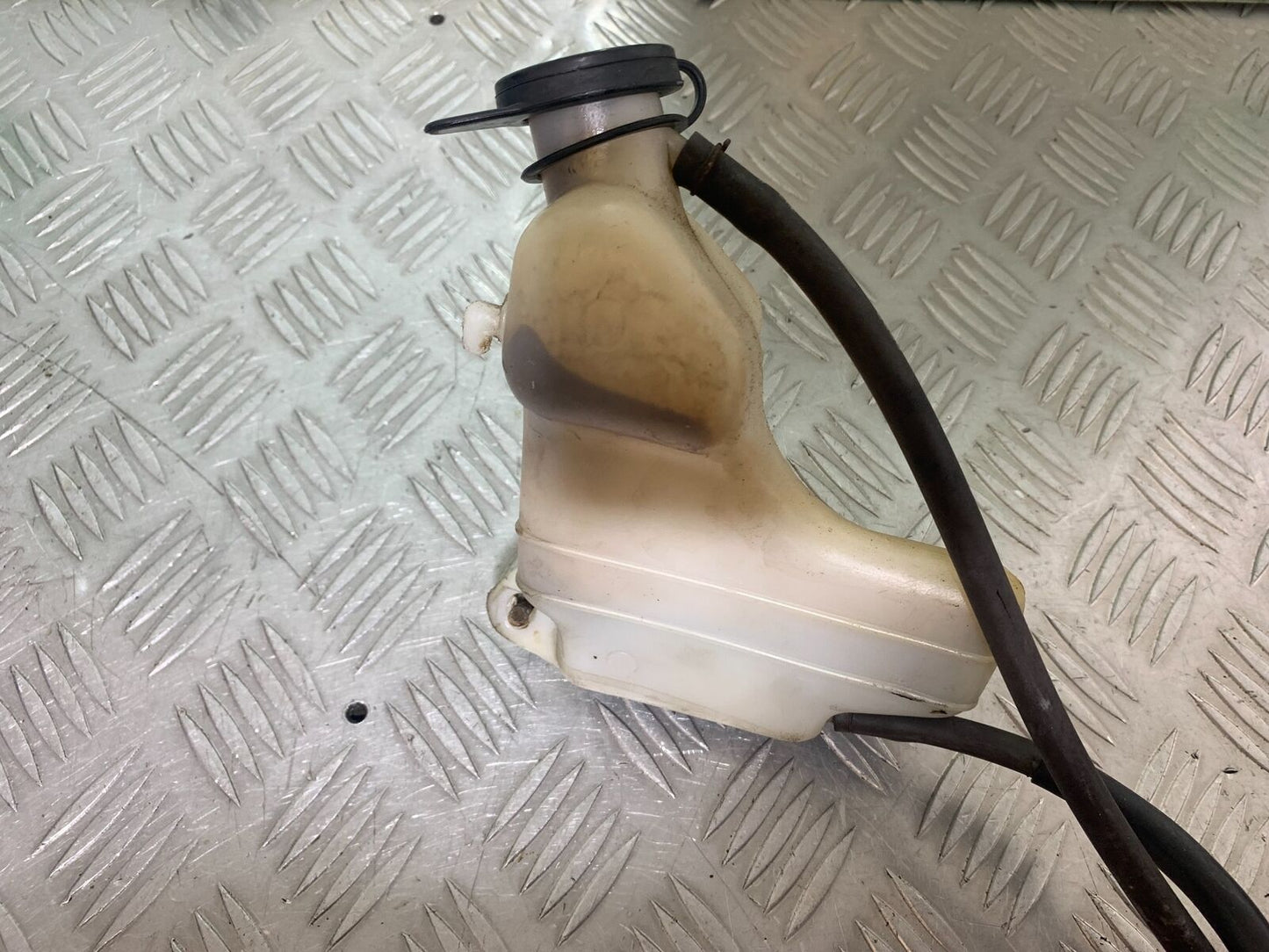 HONDA CBR600 CBR 600 F2 COOLANT BOTTLE   YEAR 1991-1994(CMB1133)
